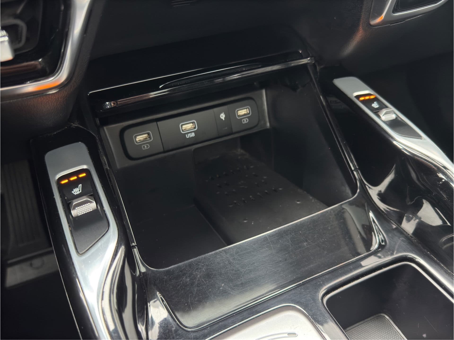 Kia Sorento 1.6 T-GDI Hybrid 2WD DynamicPlusLine 7p. | Pano | Adaptive | Stoelverw | thumbnail 6