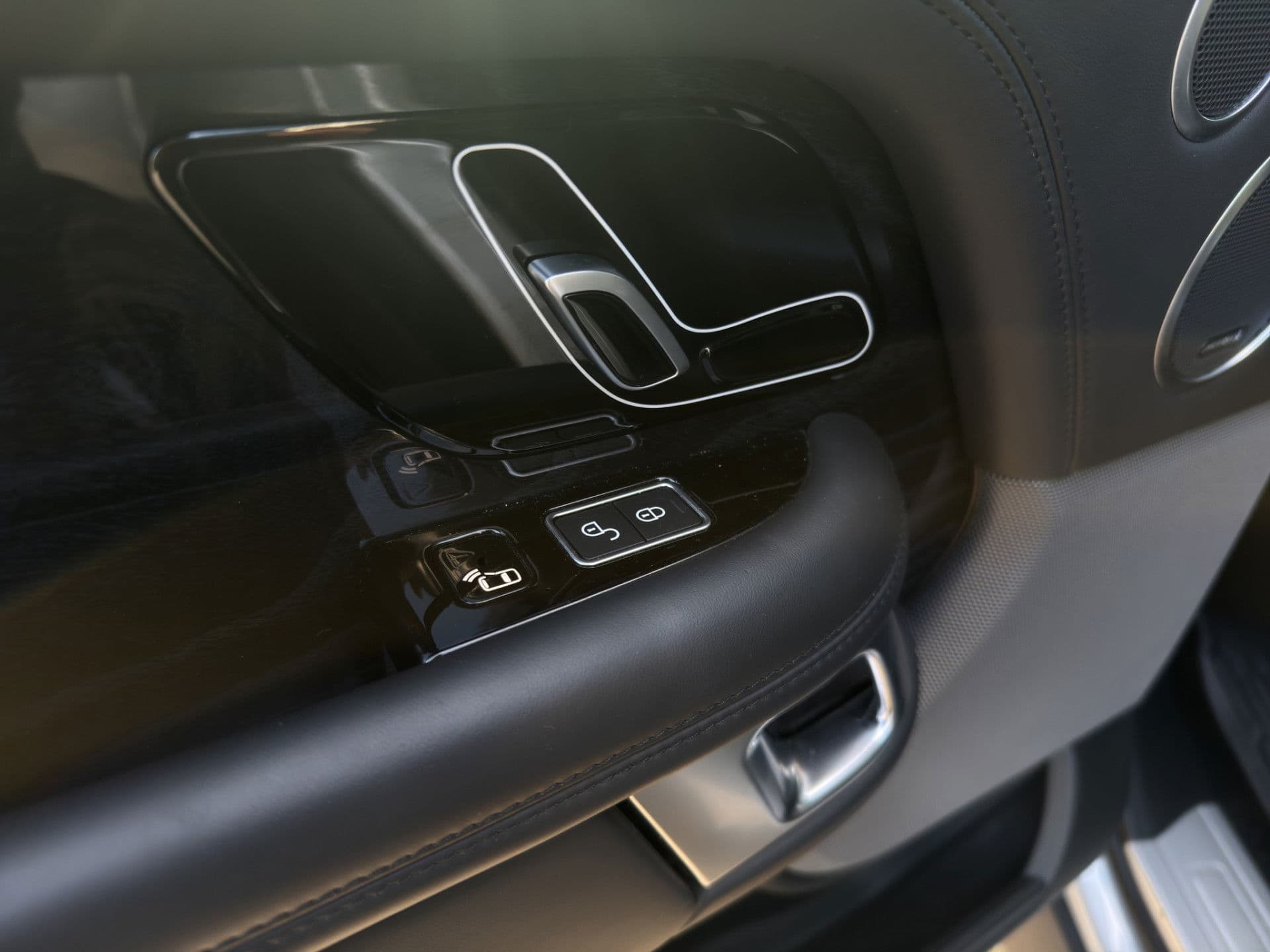 Land Rover Range Rover 2.0 P400e Autobiography | Pano | HUD | Meridian | Matrix LED | Softclose | Massage | thumbnail 18