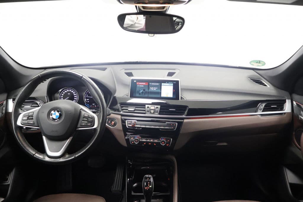 BMW X1 sDrive20i High Executive thumbnail 23