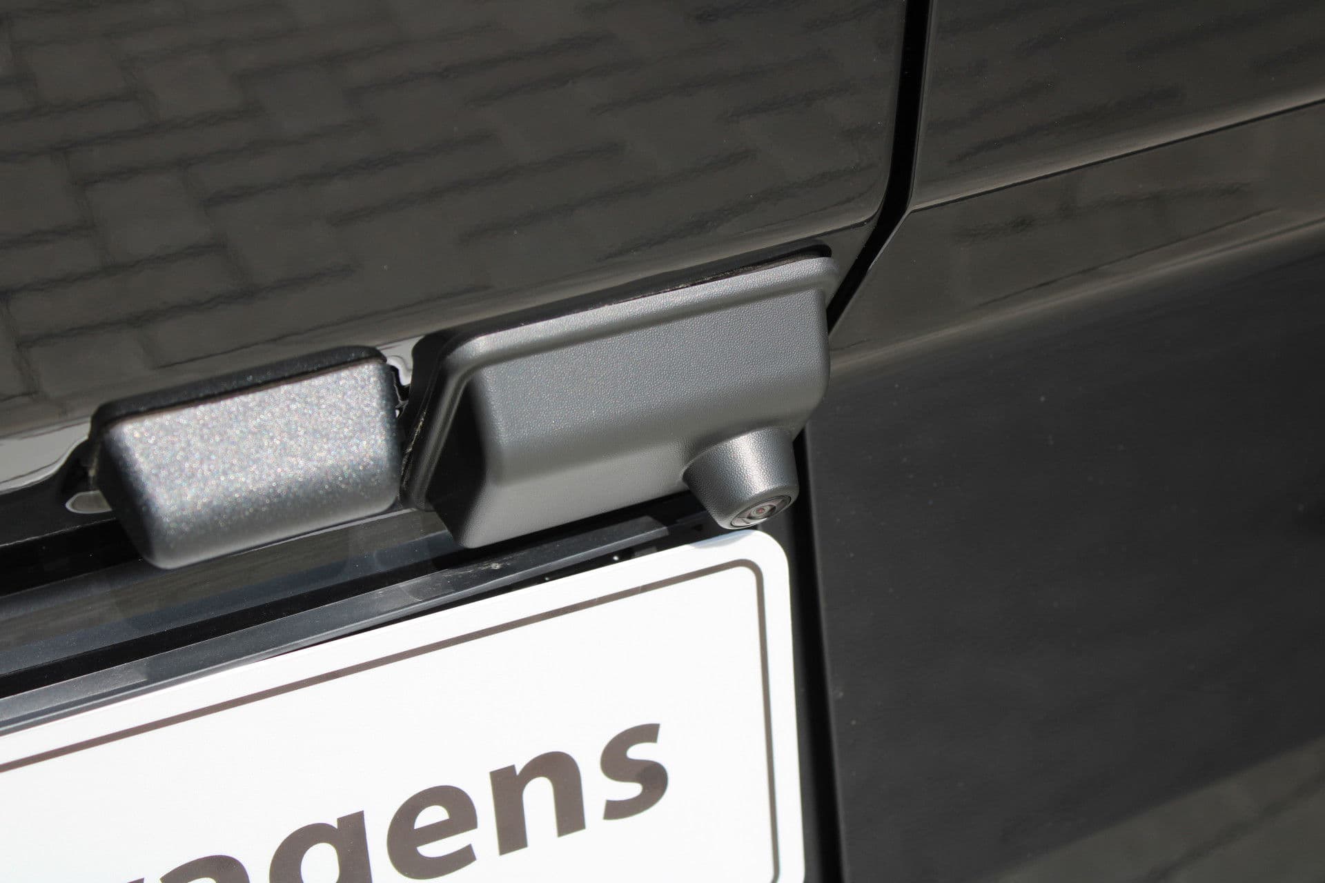 Ford Transit Custom 320 2.0 TDCI L2H1 Trend DC 136pk - Carplay - Android - Camera - Trekhaak - LED koplampen - Stoelverwarming - Draadloos laden - Rijklaar thumbnail 26