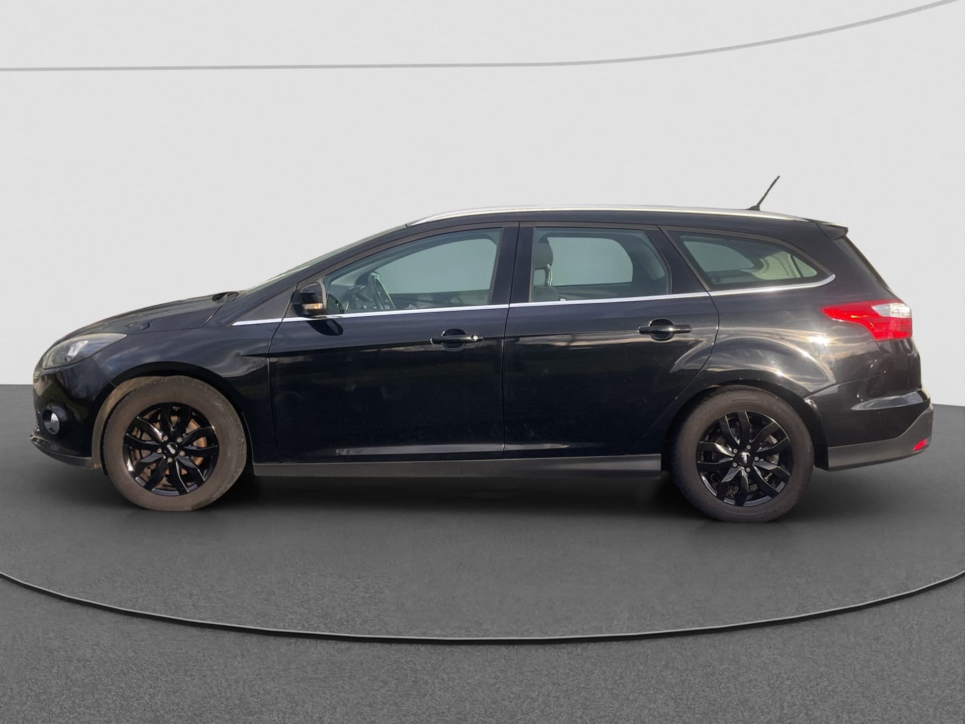 Ford FOCUS Wagon 1.6 TI-VCT Titanium Climate | Cruise | Voorruitverwarming Distributieriem vervangen in 2022 thumbnail 5