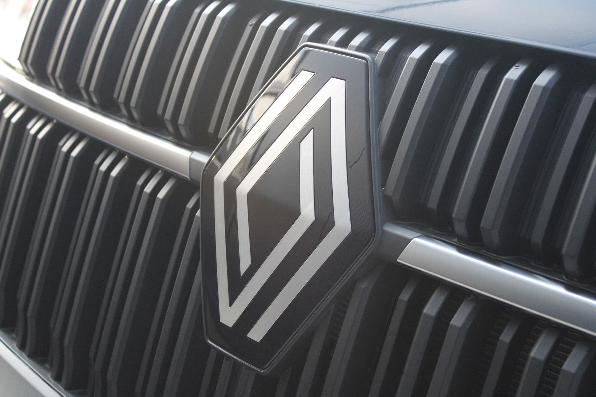 Renault Master T35 2.0 dCi 170pk L2H2 Extra - 2x Schuifdeur - Navigatie - Blind Spot - Camera - Stoelverwarming - Verwarmde voorruit - Rijklaar thumbnail 45