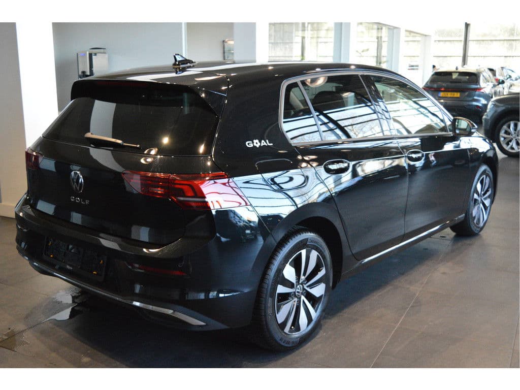 Volkswagen Golf 1.5 TSI Goal carplay clima cruise led pdc trekhaak !! thumbnail 4