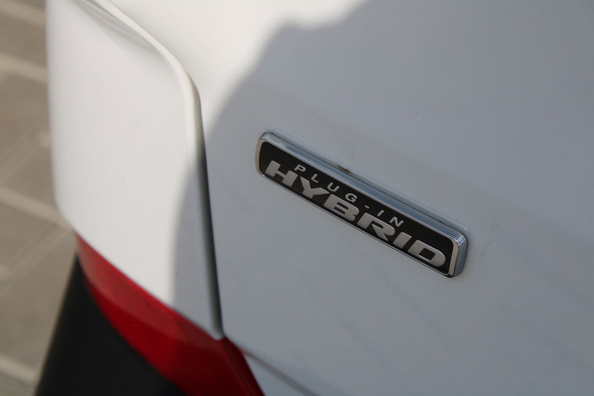 Ford Transit Custom 320 2.5 PHEV L2H1 Trend 232pk - 5 jaar GARANTIE - 2x Schuifdeur - Adaptive Cruise - Blind Spot - Navigatie - Camera - Verwarmd Stuur - Rijklaar thumbnail 13