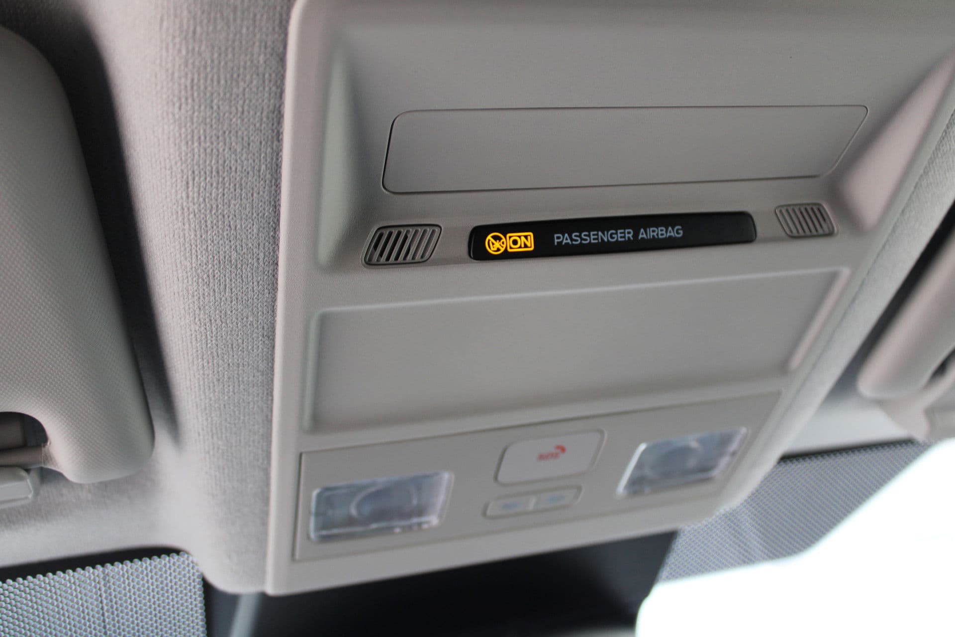 Ford Transit Custom 320 2.5 PHEV L2H1 Trend 232pk - 5 jaar GARANTIE - 2x Schuifdeur - Adaptive Cruise - Blind Spot - Navigatie - Camera - Verwarmd Stuur - Rijklaar thumbnail 40