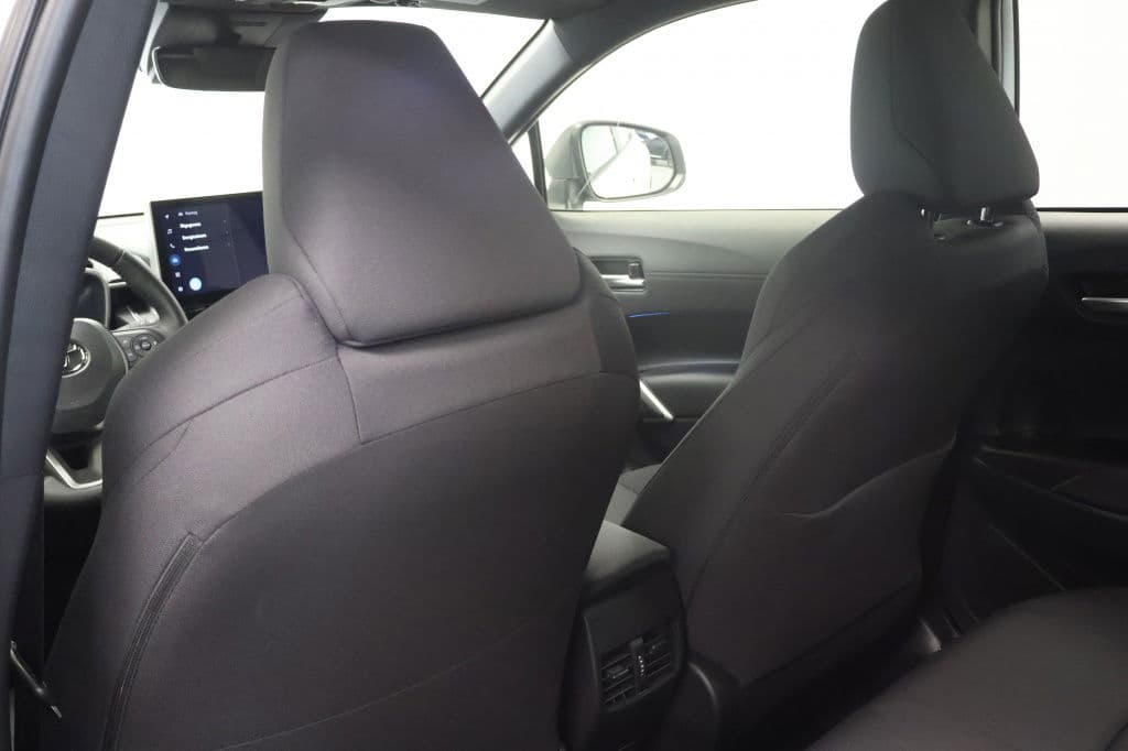 Toyota Corolla Cross Hybrid 140 Style | Winterpack thumbnail 8