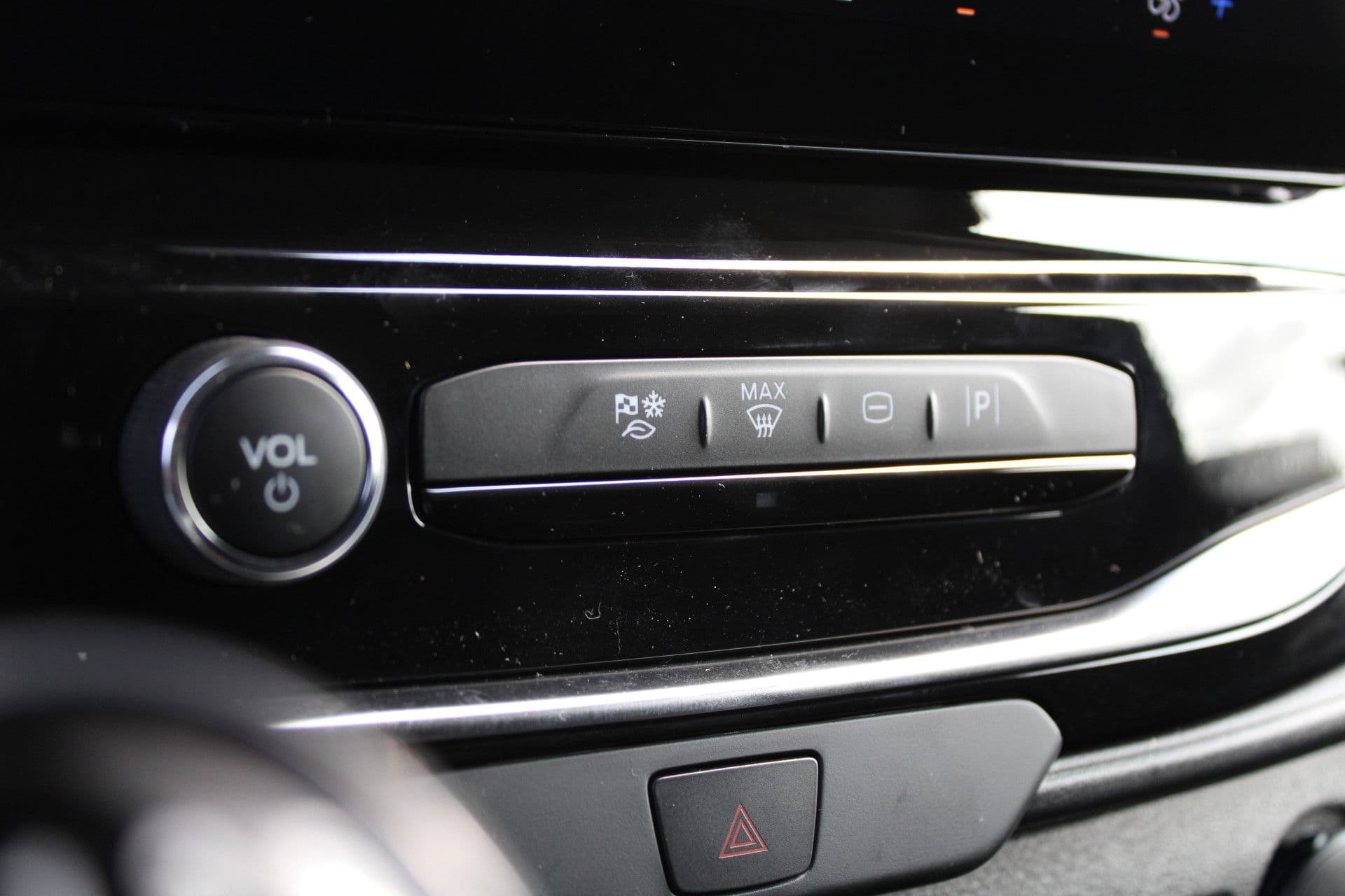 Ford Transit 350 2.0 TDCI L3H2 Trend 130pk Trend - Facelift - Xenon - Carplay - Android - Camera - Airbag Passagier - Rijklaar thumbnail 26