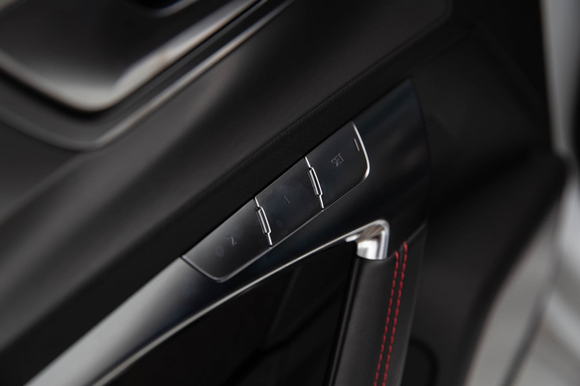 Audi RS6 Avant 4.0 TFSI Quattro , B&O Advanced, Nachtzicht, 4-wielsturing, Head-up display, Trekhaak, Laser thumbnail 31