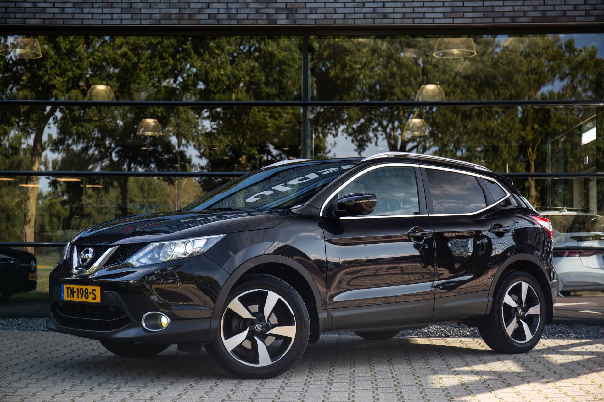 Nissan QASHQAI 1.2 Tekna , Panoramadak, Trekhaak, thumbnail 5