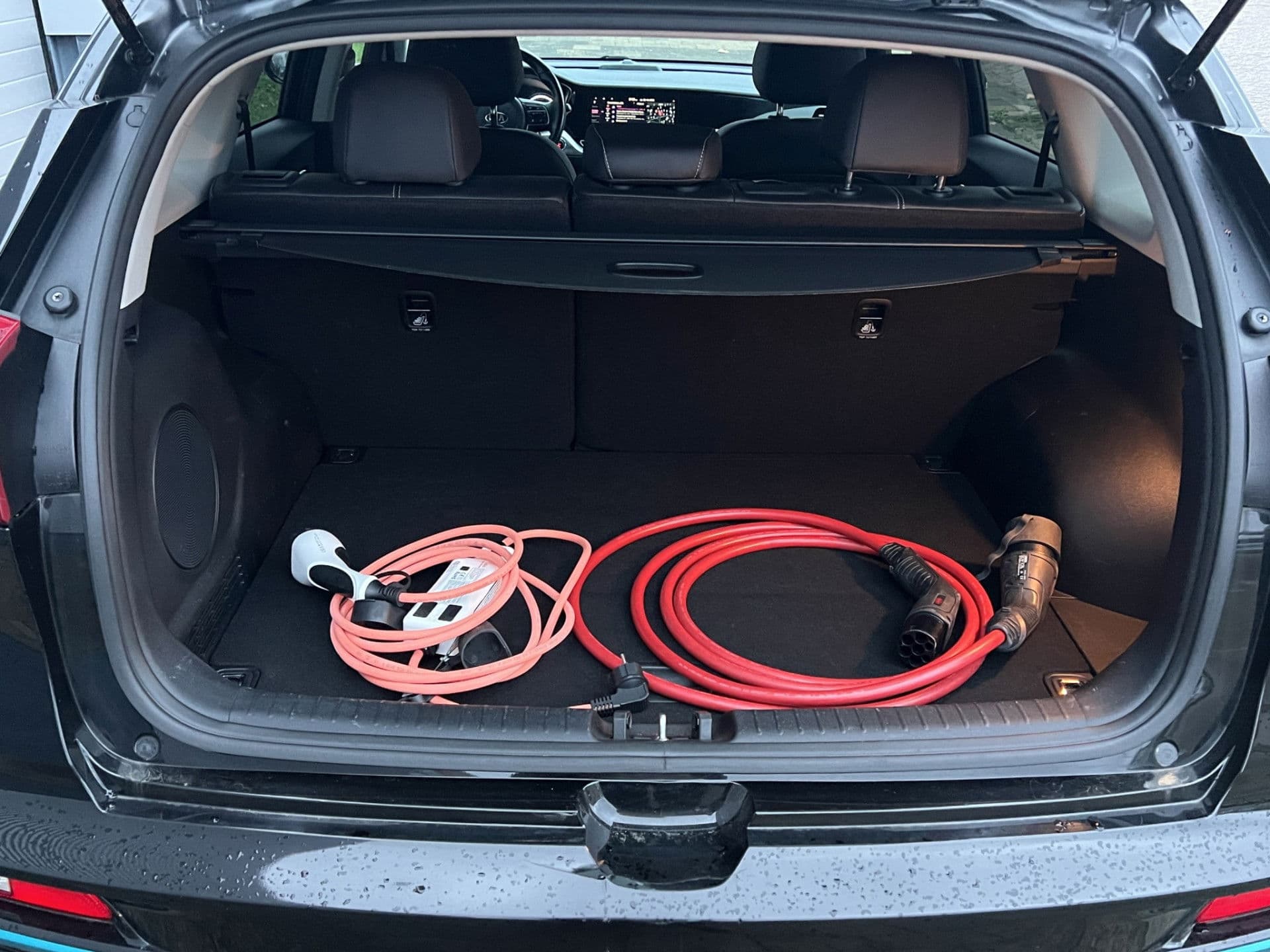 Kia E-Niro ExecutiveLine 64 kWh 100% SOH | Leder | Stoelvent | NL Auto | Adaptive | thumbnail 24