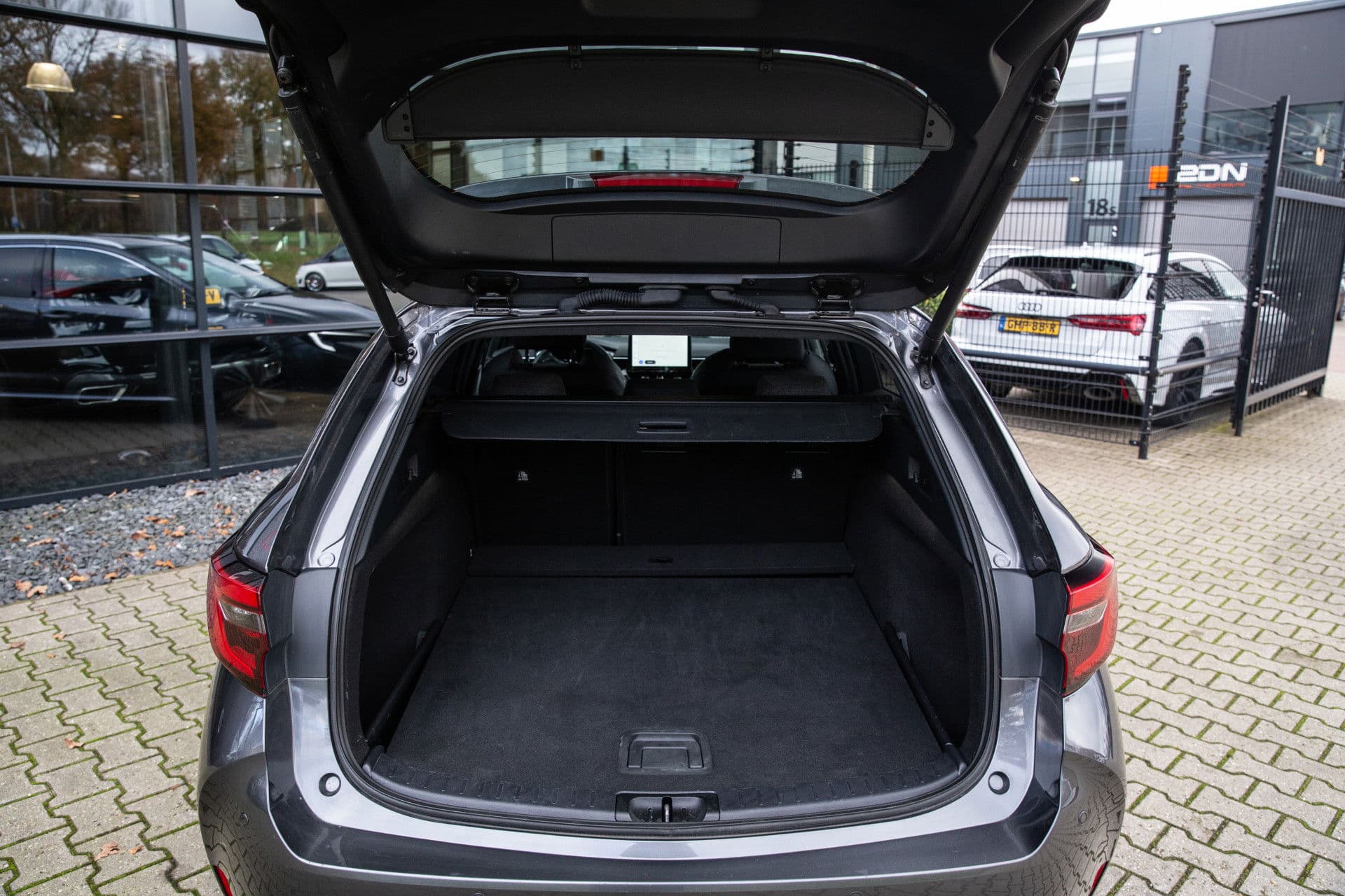 Toyota Corolla Touring Sports 1.8 Hybrid First Edition , Adap. cruise, Carplay, thumbnail 23