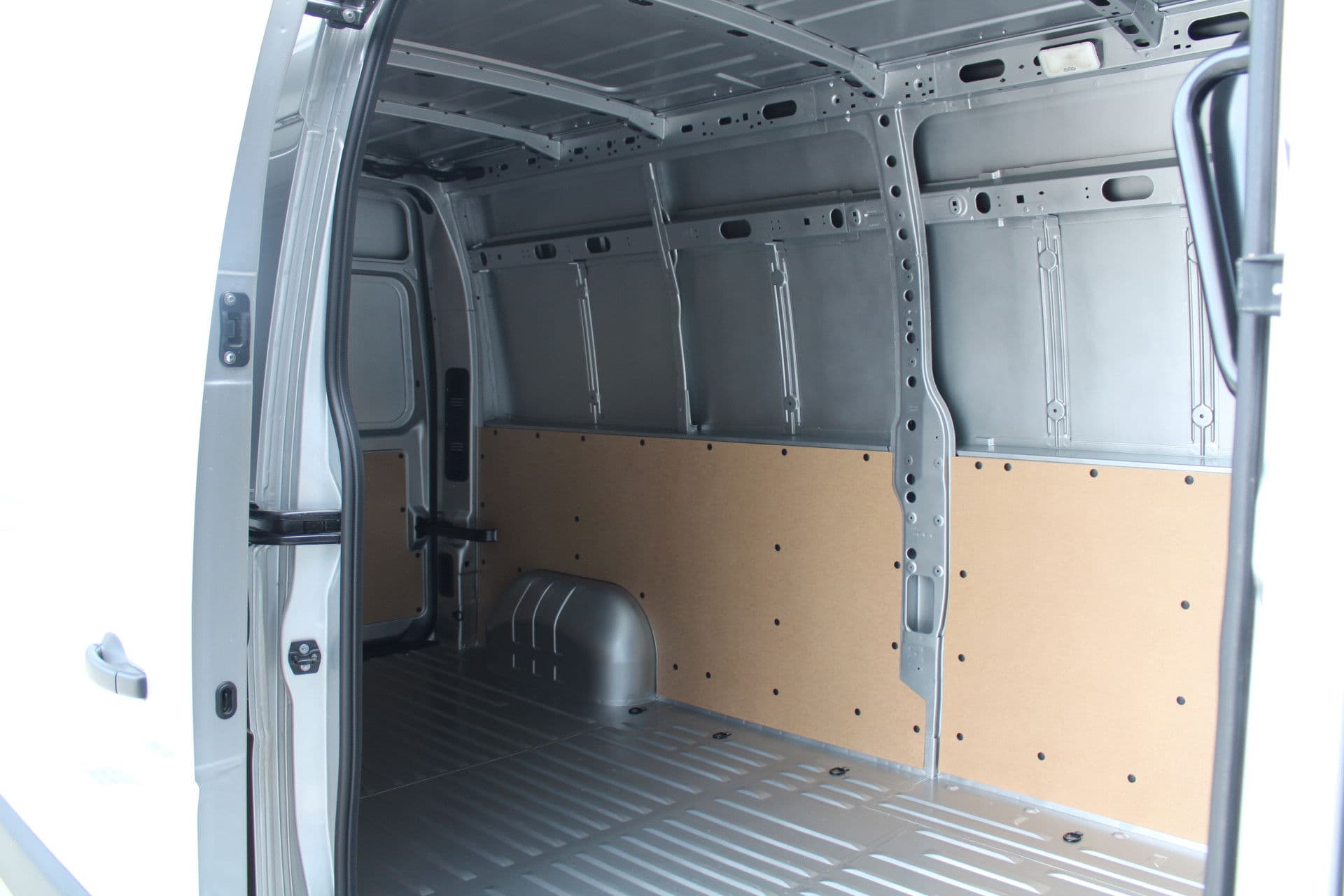 Renault Master T35 2.3 dCi 180pk L3H2 - Airco - Navigatie - Camera - Cruise - Parkeersensoren - 105l tank - Rijklaar thumbnail 5