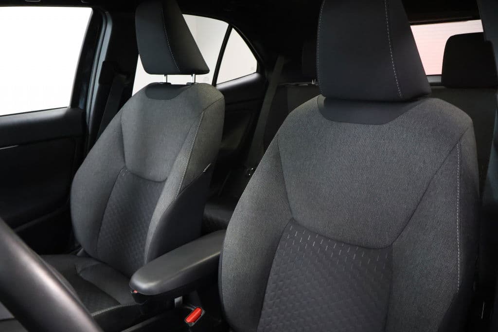 Toyota Yaris Cross 1.5 Hybride 115 Dynamic met Winterpack thumbnail 8