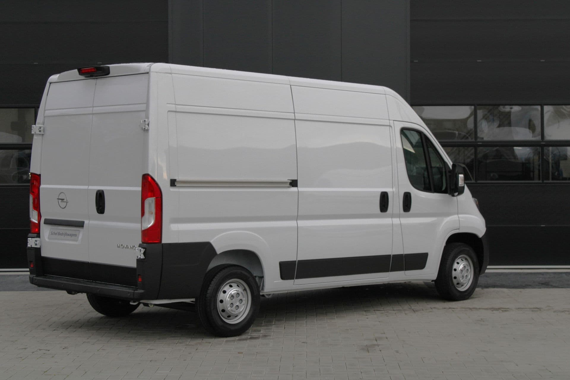 Opel Movano 33 2.2 CDTI 140pk L2H2 - Airco - Camera - Cruise - Blind Spot - 270 deuren - Rijklaar thumbnail 6