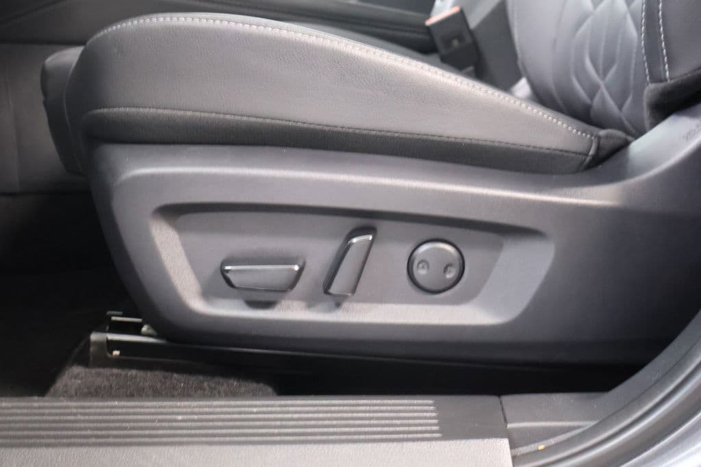 Nissan QASHQAI 1.3 MHEV X Tekna Black Edition thumbnail 9