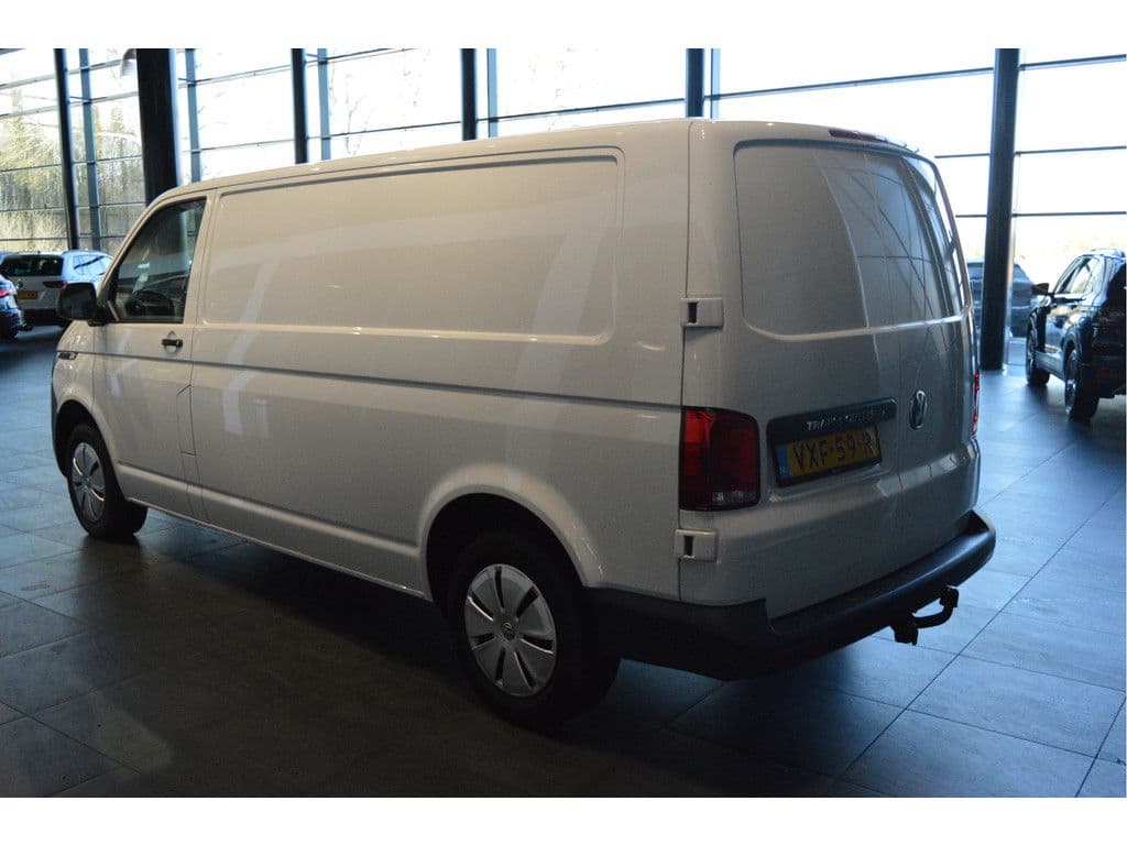 Volkswagen Transporter 2.0 TDI L2H1 airco cruise navi trekhaak pdc 150 pk !! thumbnail 9