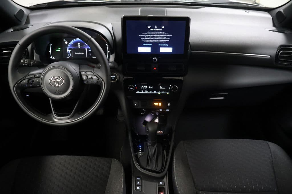 Toyota Yaris Cross 1.5 Hybride 130 Dynamic met Comfort Pack thumbnail 7
