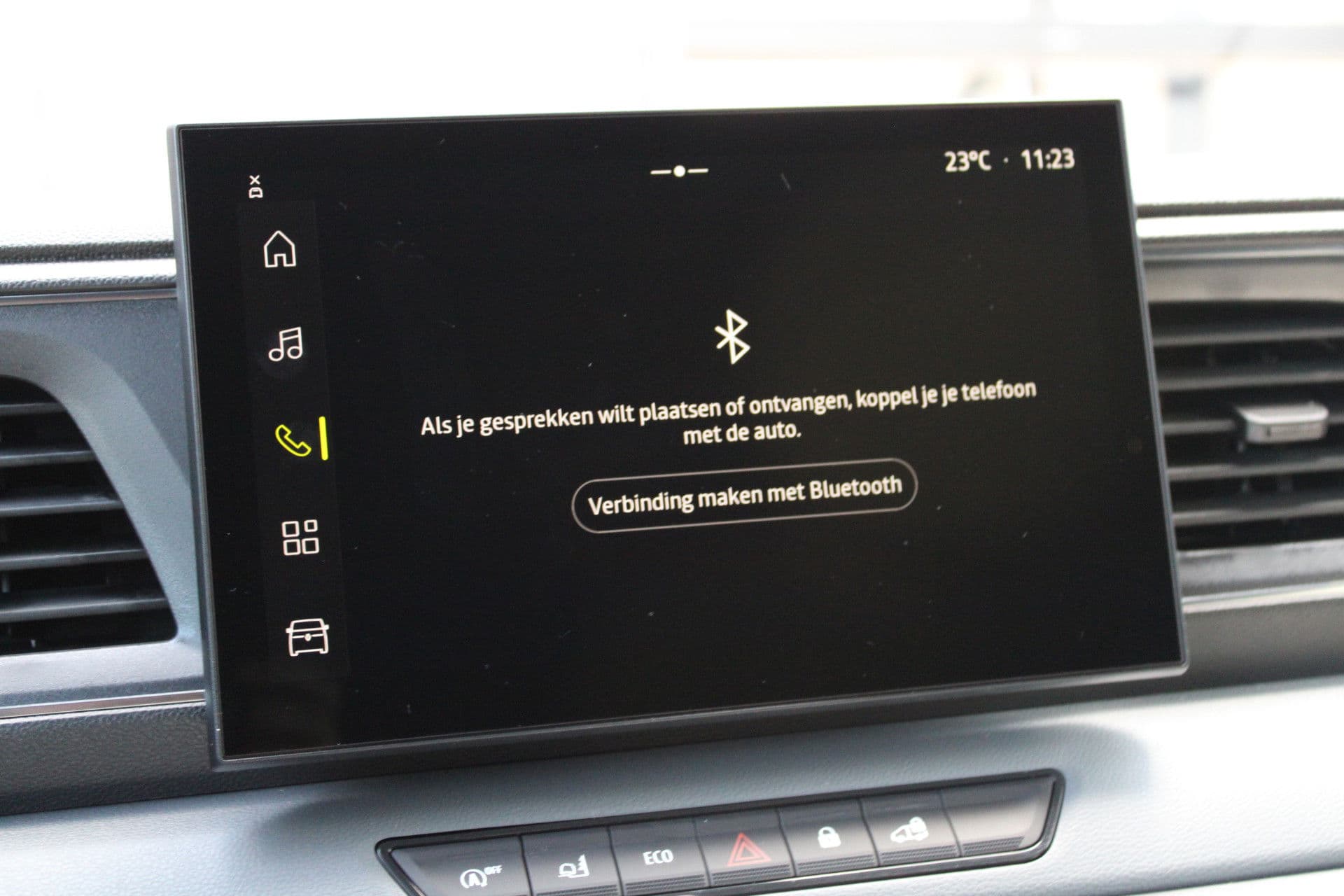 Renault Master T35 2.0 dCi 170pk L2H2 Extra - 2x Schuifdeur - Navigatie - Blind Spot - Camera - Stoelverwarming - Verwarmde voorruit - Rijklaar thumbnail 26