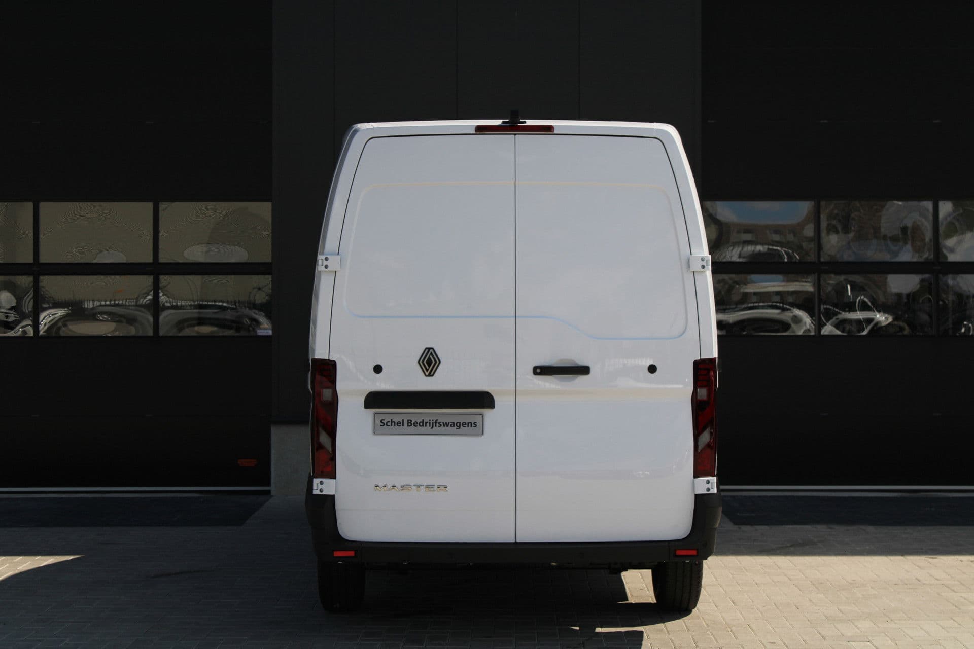 Renault Master T35 2.0 dCi 170pk L2H2 Extra - 2x Schuifdeur - Navigatie - Blind Spot - Camera - Stoelverwarming - Verwarmde voorruit - Rijklaar thumbnail 7