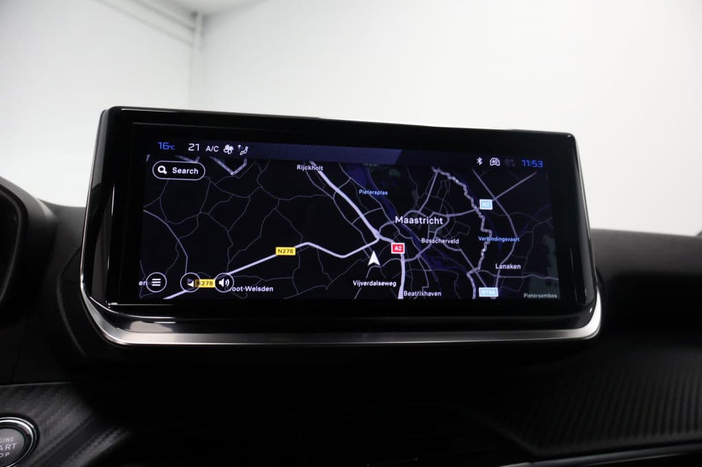 Peugeot 2008 1.2 Hybride 145 Allure | 360 Camera | Luxe thumbnail 14