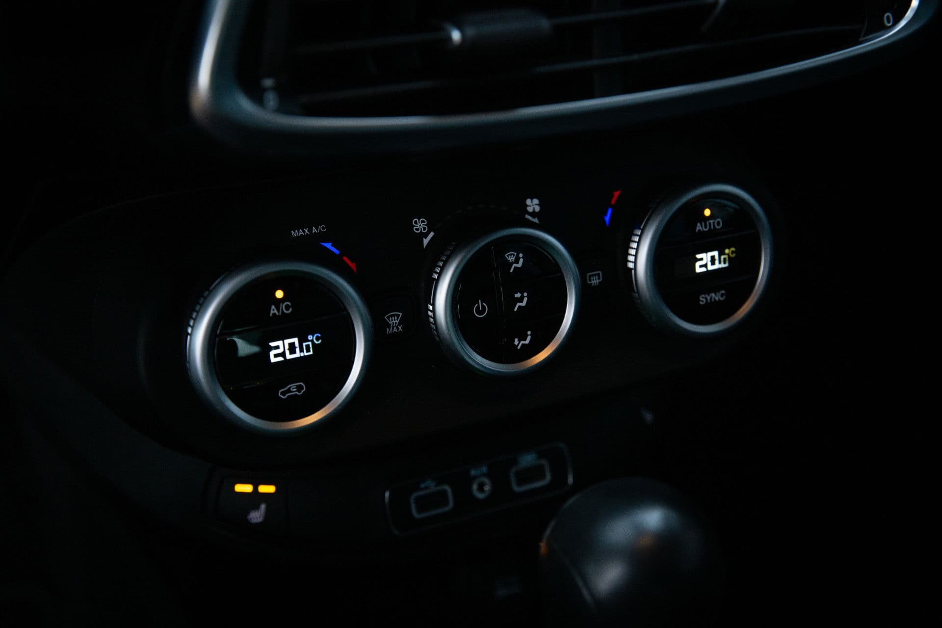 Fiat 500X Cross 1.3 GSE (eco) City Cross Opening Edition , Stoelverwarming, Half leder, Climate control thumbnail 16