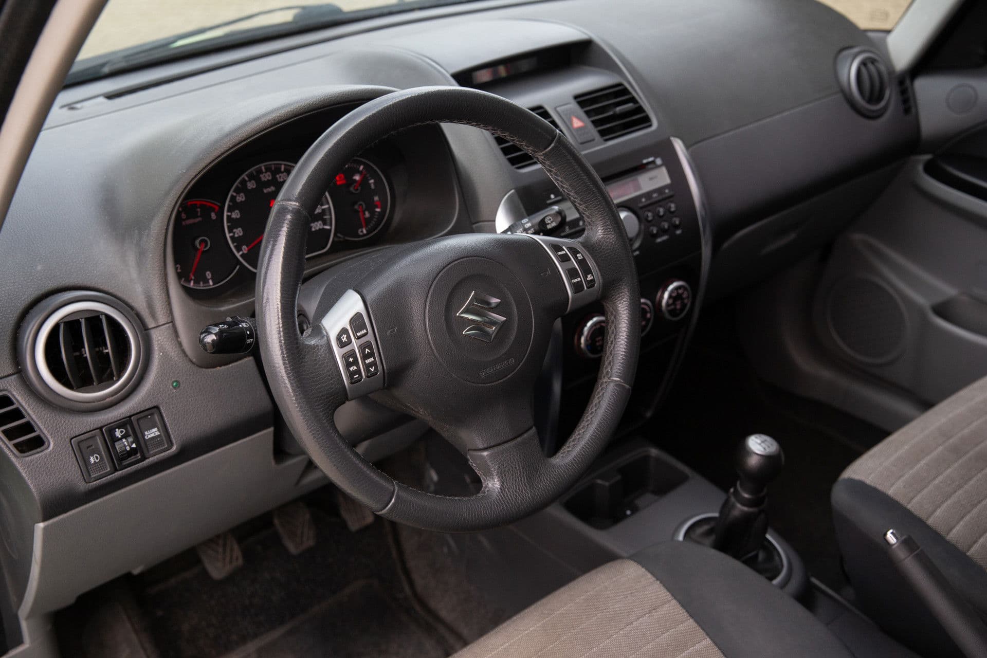 Suzuki SX4 1.6 Exclusive , Trekhaak, Airco, thumbnail 4