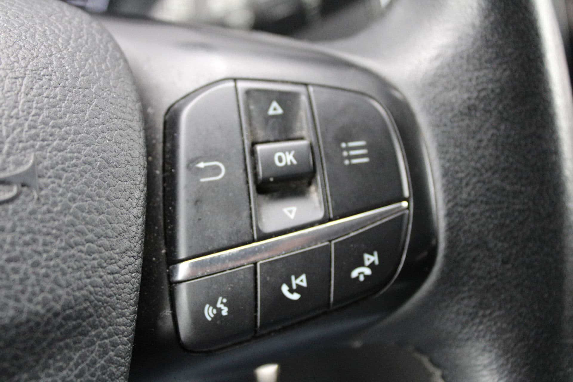 Ford Transit Custom 320 2.0 TDCI L1H1 Tourneo 170pk - Automaat - Leder - ACC - 1+1 stoelopstelling - Bi-Xenon -Stoelverwarming - Rijklaar thumbnail 23