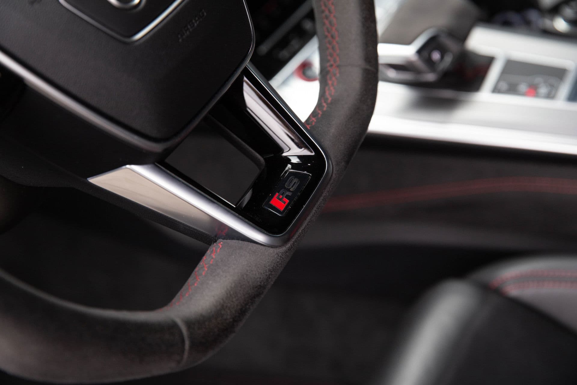 Audi RS6 Avant 4.0 TFSI Quattro , B&O Advanced, Nachtzicht, 4-wielsturing, Head-up display, Trekhaak, Laser thumbnail 29