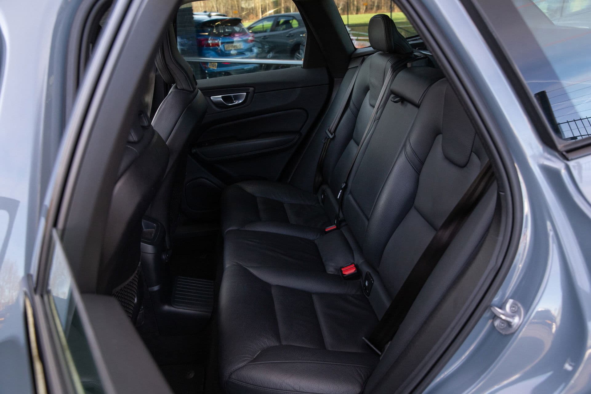 Volvo XC60 2.0 T6 Plug-in hybrid AWD Plus Dark , Panoramadak, Keyless entry, Carplay, thumbnail 10