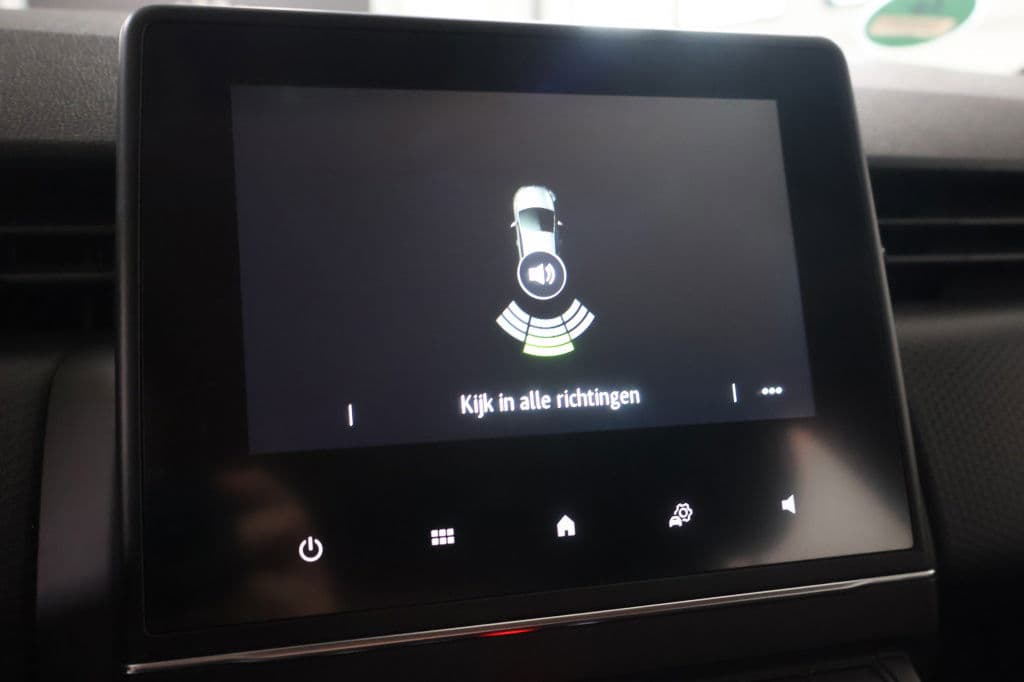 Renault Clio 1.0 TCe 90 Equilibre | App | Navi thumbnail 26