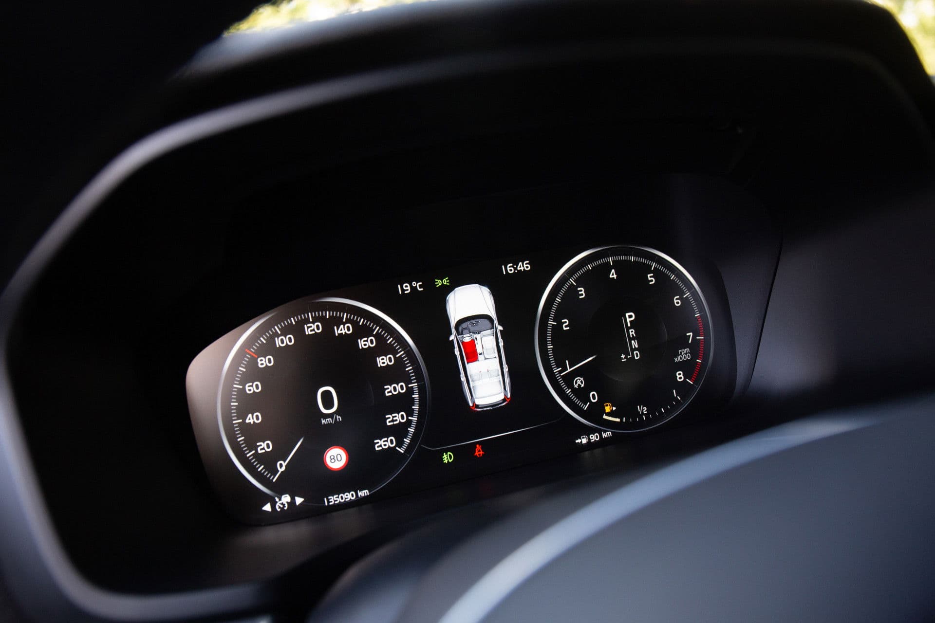 Volvo V60 2.0 T4 R-Design , Panoramadak, Nappaleder, BTW, Memory, Trekhaak thumbnail 11