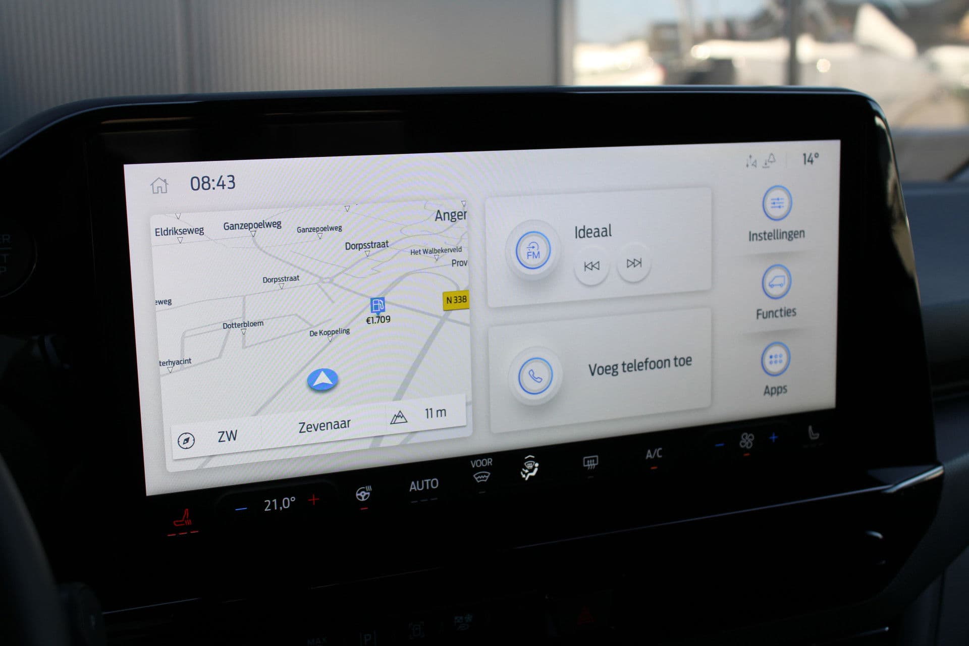 Ford Transit Custom 320 2.0 TDCI L2H1 Limited 170pk - 1+1 Stoelopstelling - 2x Schuifdeur - Adaptive Cruise - Verwarmd stuur - Blind spot - Navigatie - Camera - Draadloos laden - Rijklaar thumbnail 18