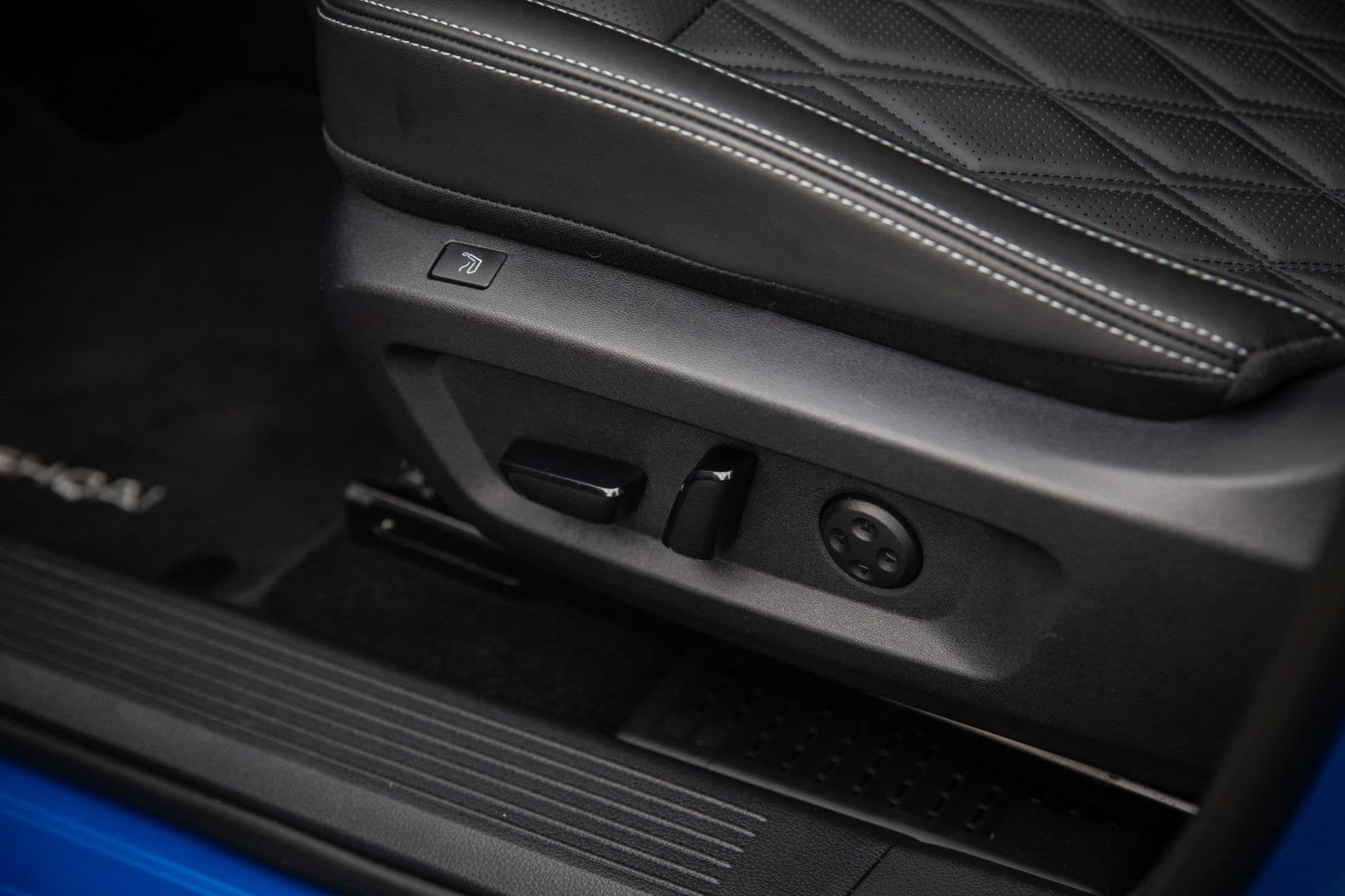 Nissan QASHQAI 1.3 MHEV Xtronic Tekna Plus , 3D-camera, Panoramadak, Head-up display, Sfeerverlichting, thumbnail 25