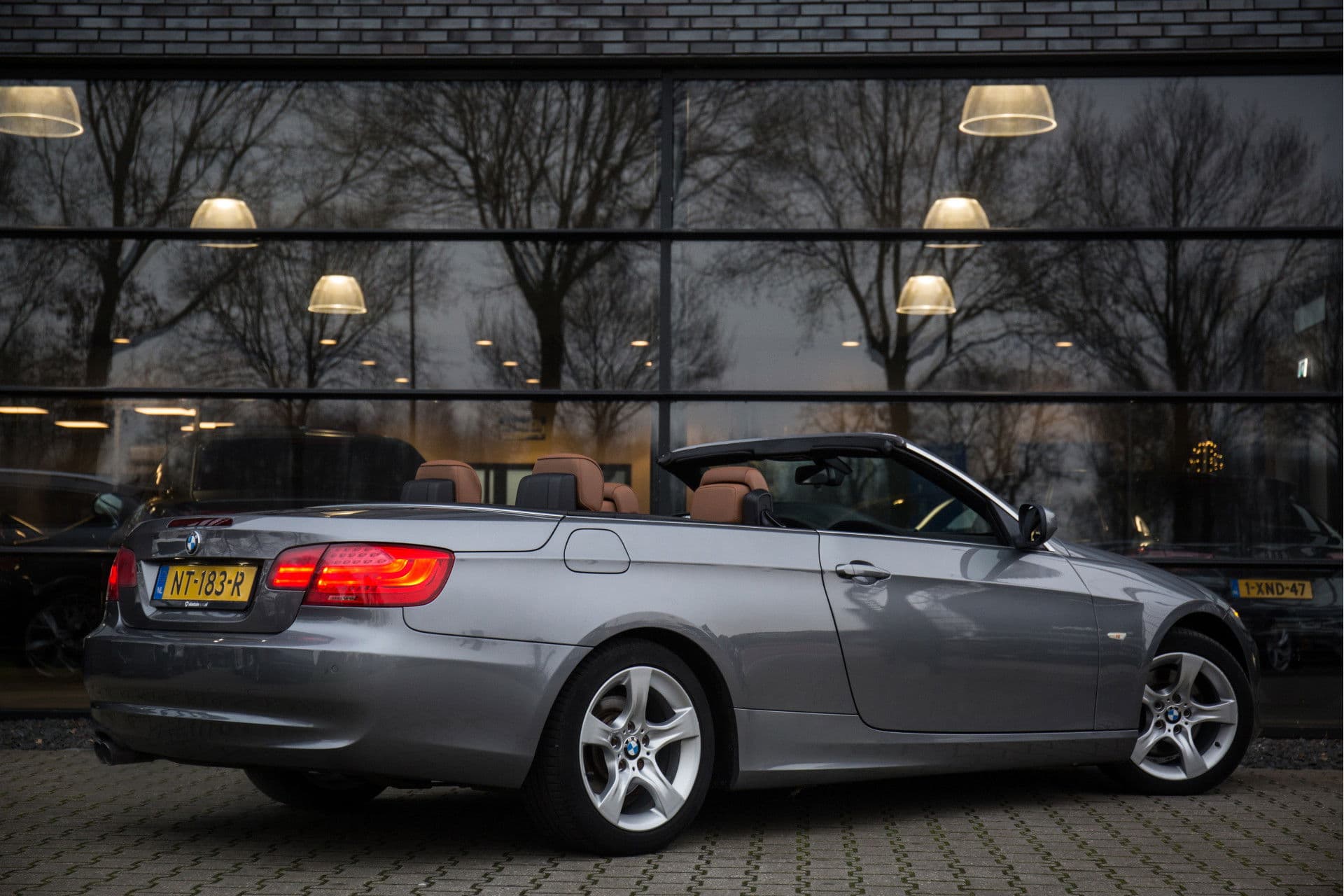 BMW 3 Serie Cabrio 325i High Executive , Automaat, Navigatie, Leer, Stoelverwarming, Memory thumbnail 4