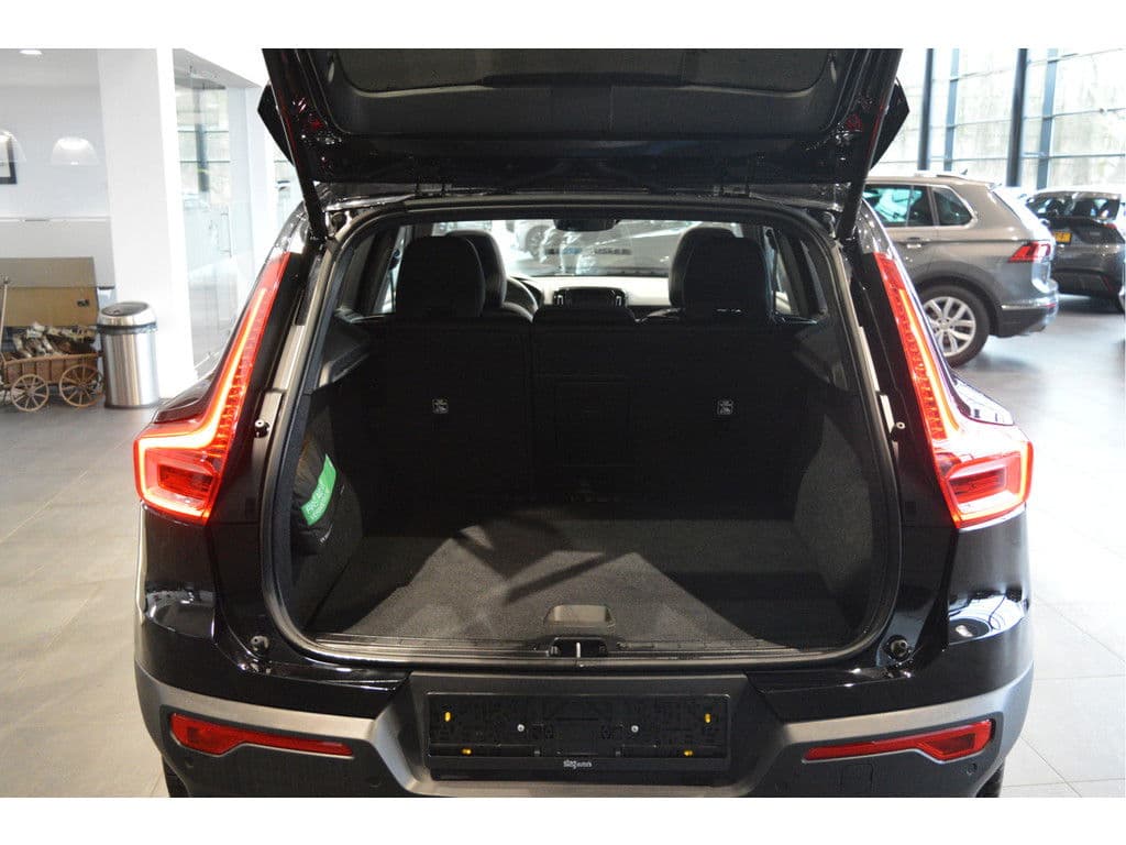 Volvo XC40 1.5 T5 Plug-in hybrid Ultimate Dark pano camera 20 inch !! thumbnail 7