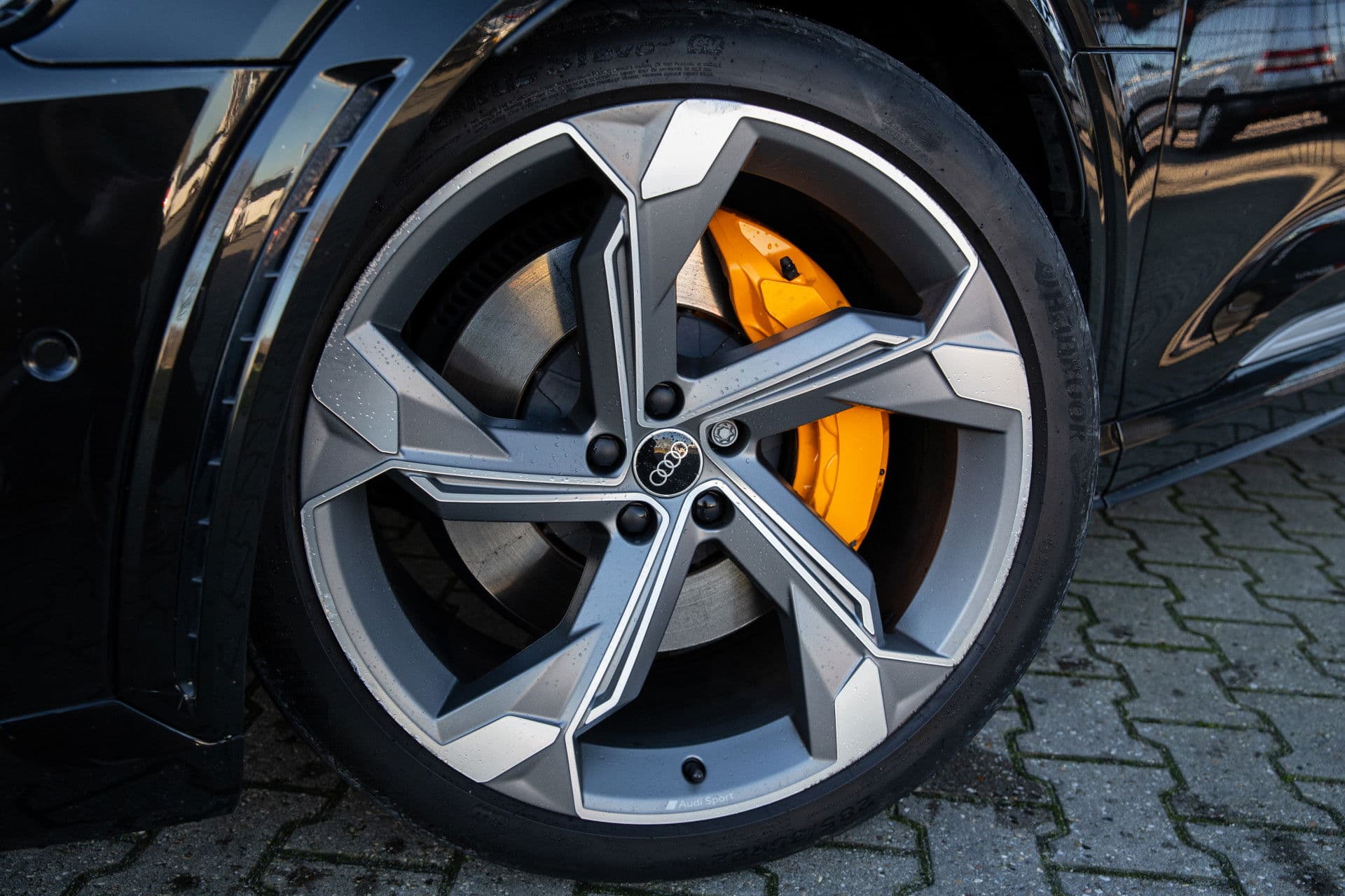 Audi E-tron S quattro 95 kWh , Trekhaak, Panoramadak, Adaptive cruise, 360-graden camera, thumbnail 8