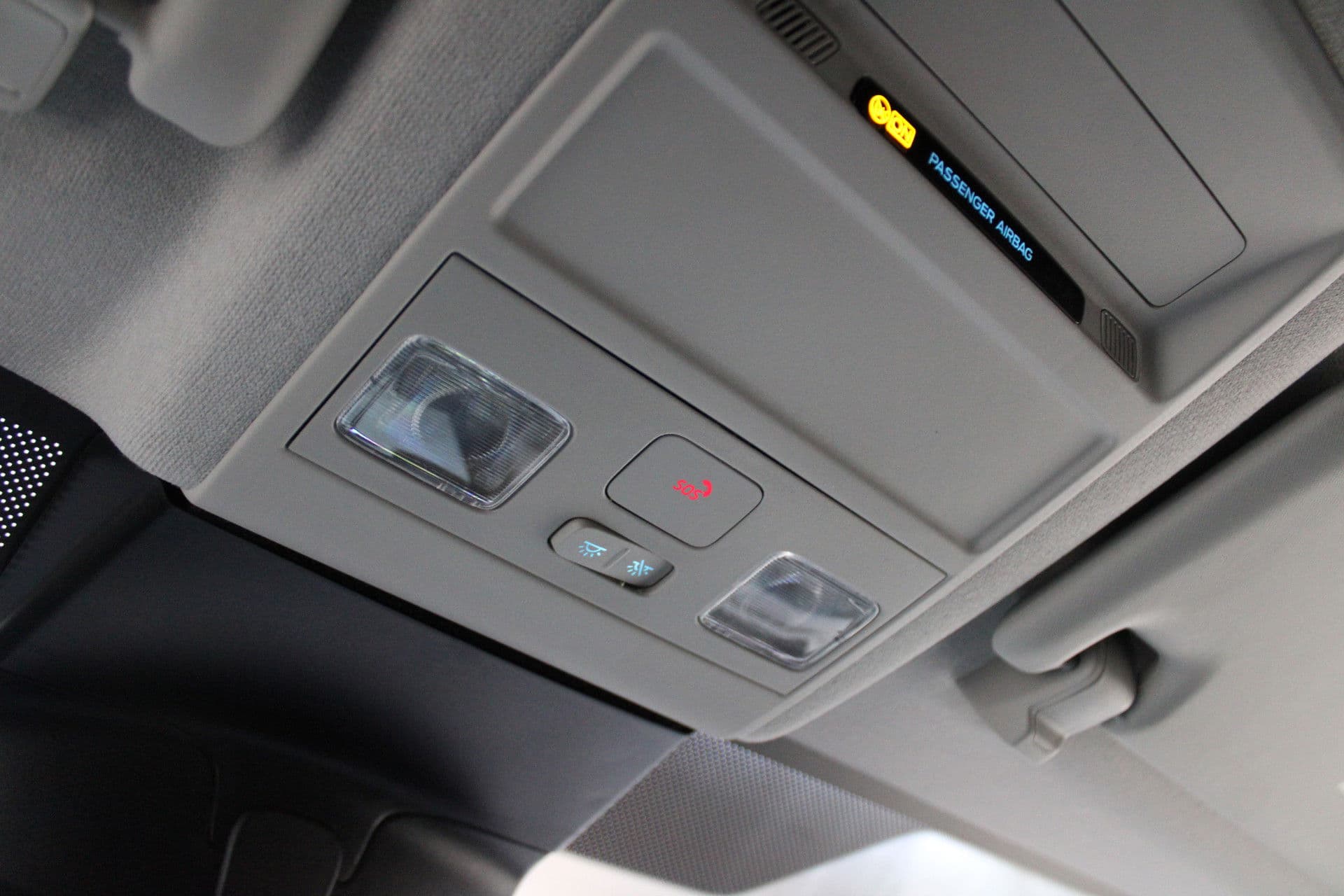 Ford Transit Custom 320 2.5 PHEV L2H1 Trend 232pk - 5 jaar GARANTIE - 2x Schuifdeur - Adaptive Cruise - Blind Spot - Navigatie - Camera - Verwarmd Stuur - Rijklaar thumbnail 37