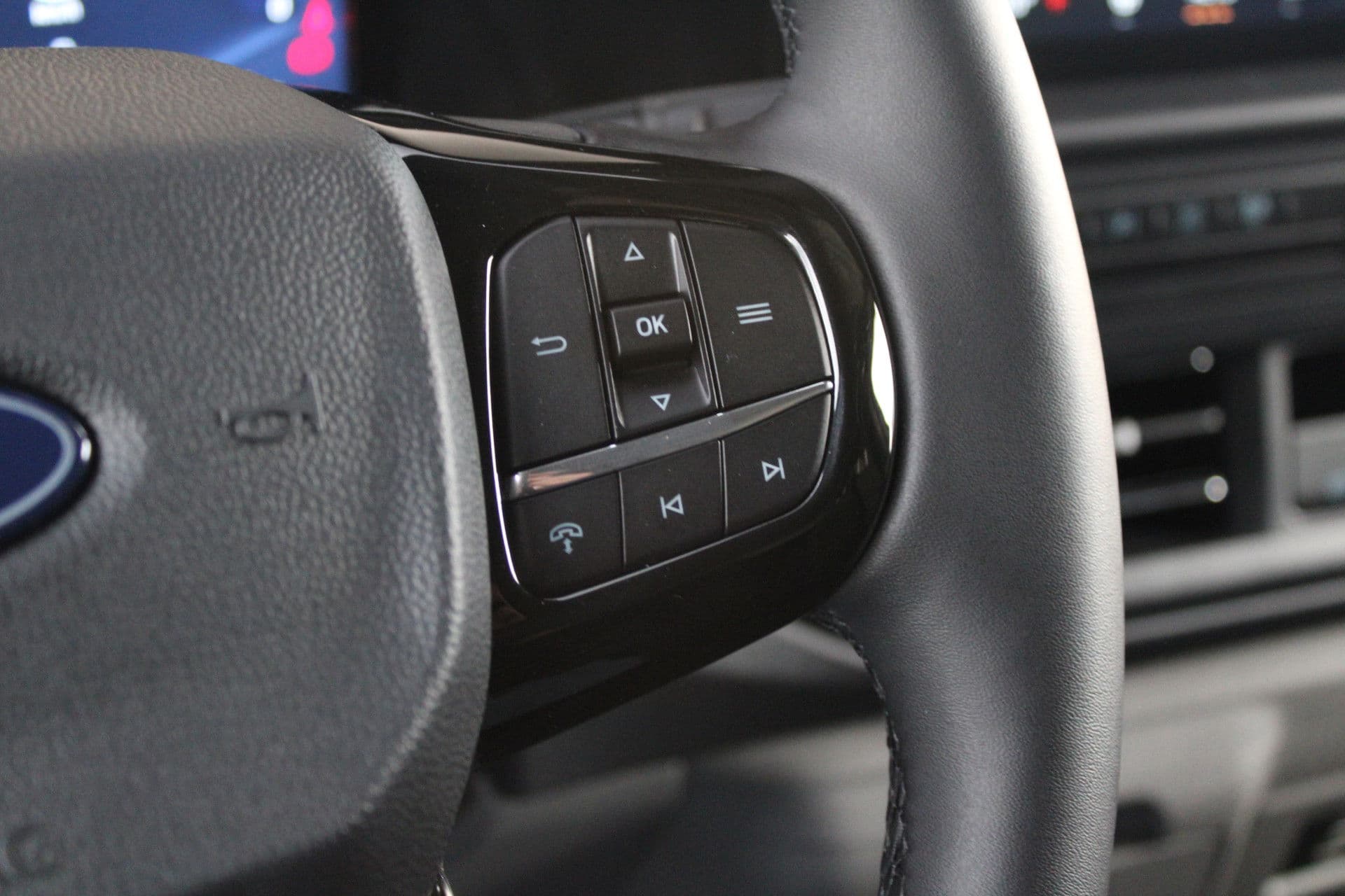 Ford E-Transit Custom 340 L2H1 Limited 65 kWh 218pk - 2x Schuif - LED - 360 Camera - B&O - ACC - Navi - Stoel/Stuurverwarming - Rijklaar thumbnail 30