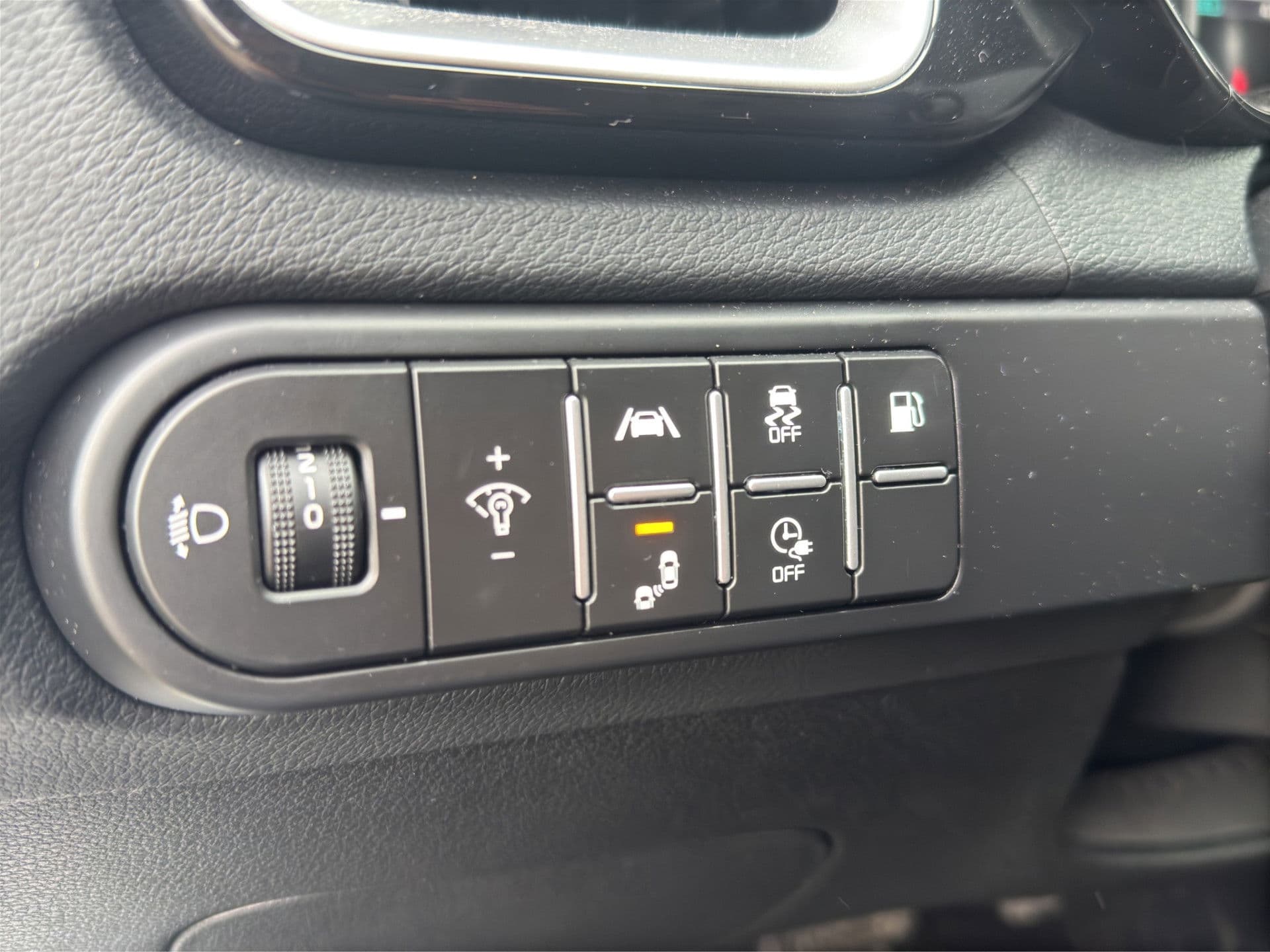 Kia Ceed Sportswagon 1.6 GDI PHEV DynamicPlusLine | Dodehoek det. | Adaptive | Winter pack thumbnail 8