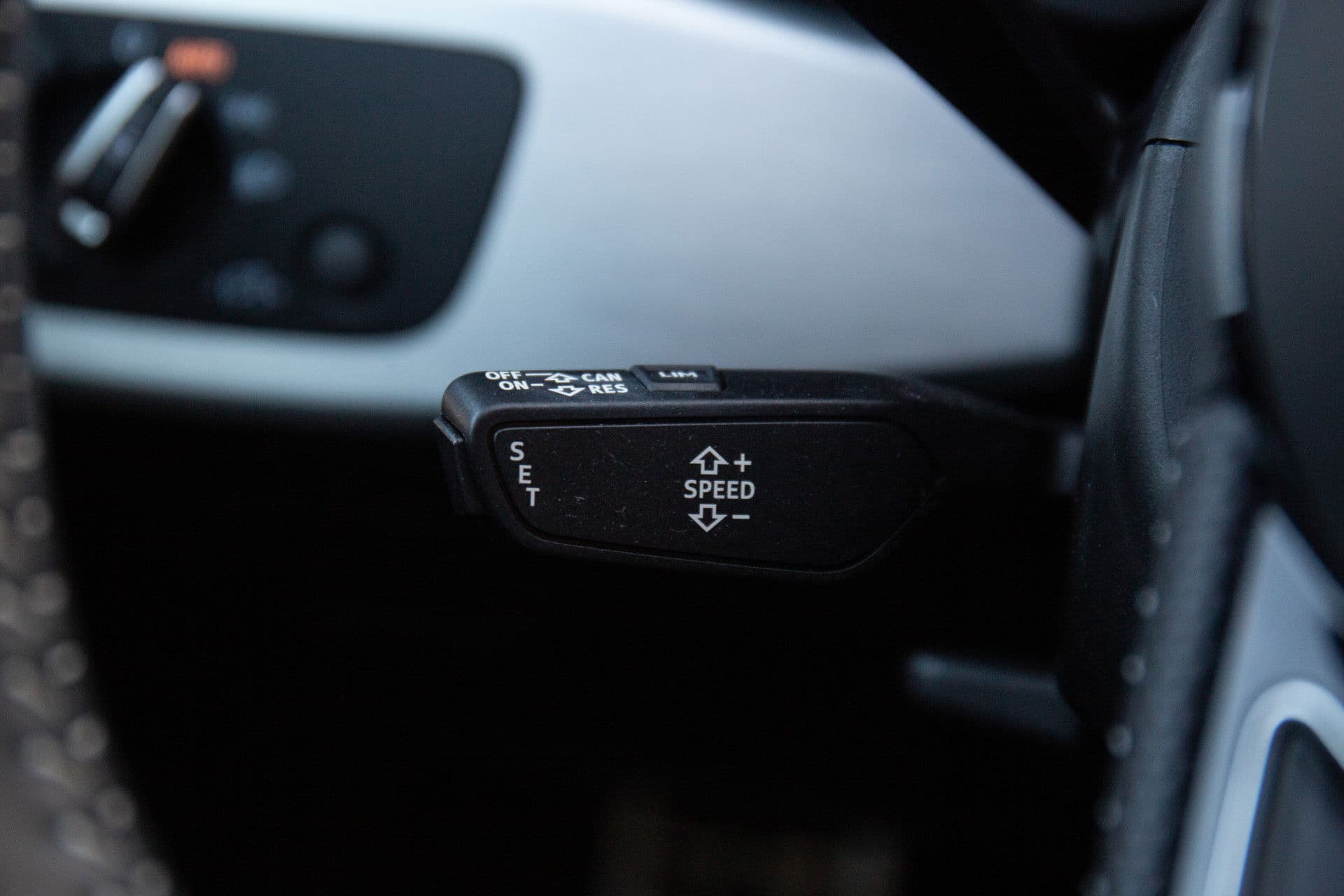 Audi A4 Avant 35 TFSI Launch edition Sport S-line , Automaat, Sfeerverlichting, NL-auto thumbnail 10