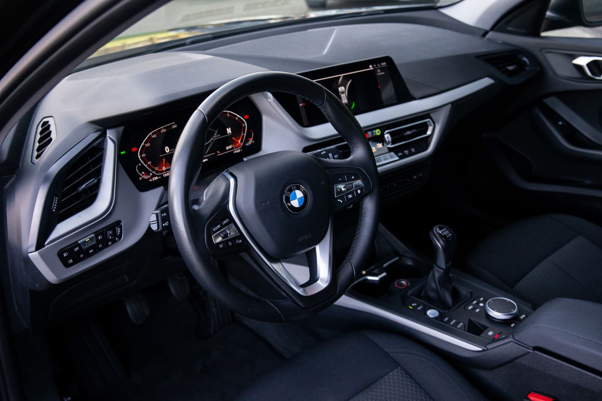 BMW 1-serie 118i Executive Edition , Cruise control, Isofix, Apple Carplay/Android, thumbnail 3