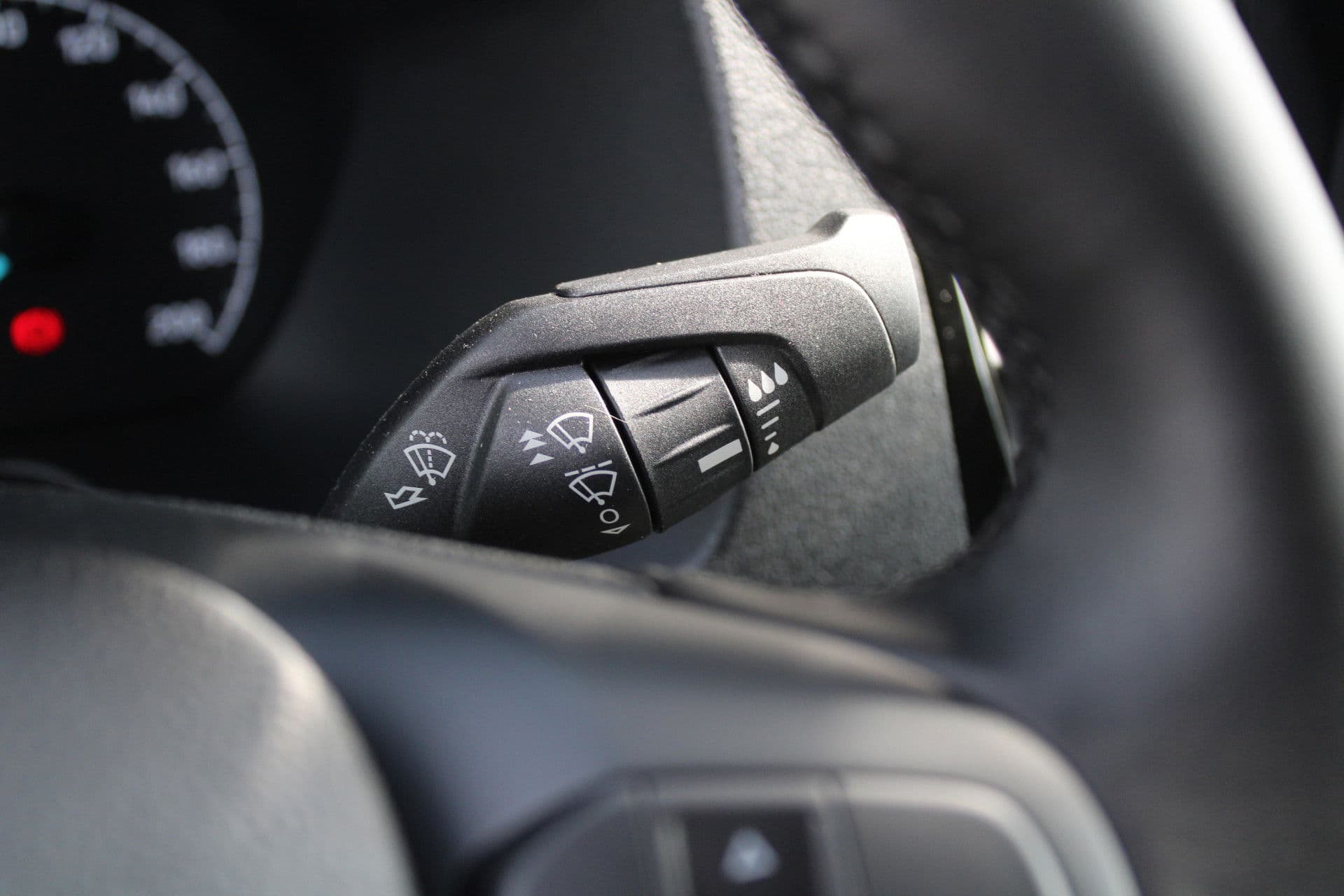 Ford Transit 350 2.0 TDCI L3H2 Trend 130pk Trend - Carplay - Android - 360 Camera - Climate - Cruise - Parkeersensoren - Rijklaar thumbnail 20