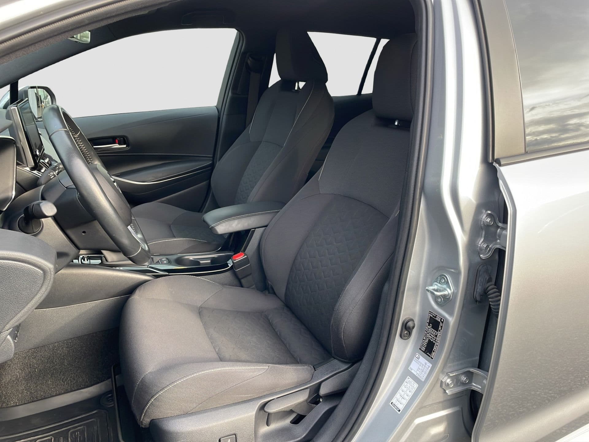 Toyota Corolla Touring Sports 1.8 Hybrid Dynamic | 10jr garantie | HUD | Camera | Carplay | Navi thumbnail 11