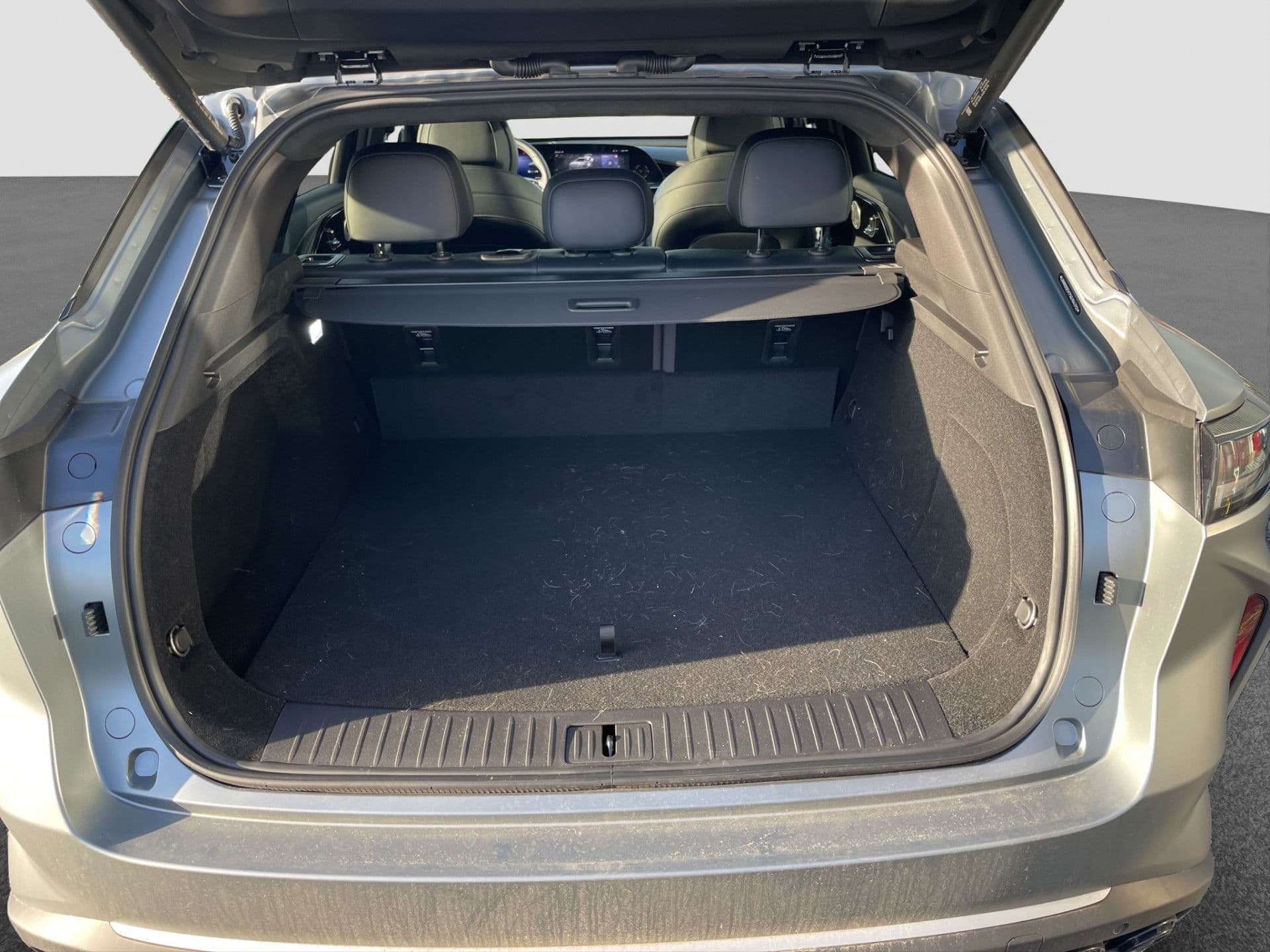 Omoda 9 1.5T-GDi SHS-P Premium | INRUILACTIE | Pano | 150km elektr. range thumbnail 32