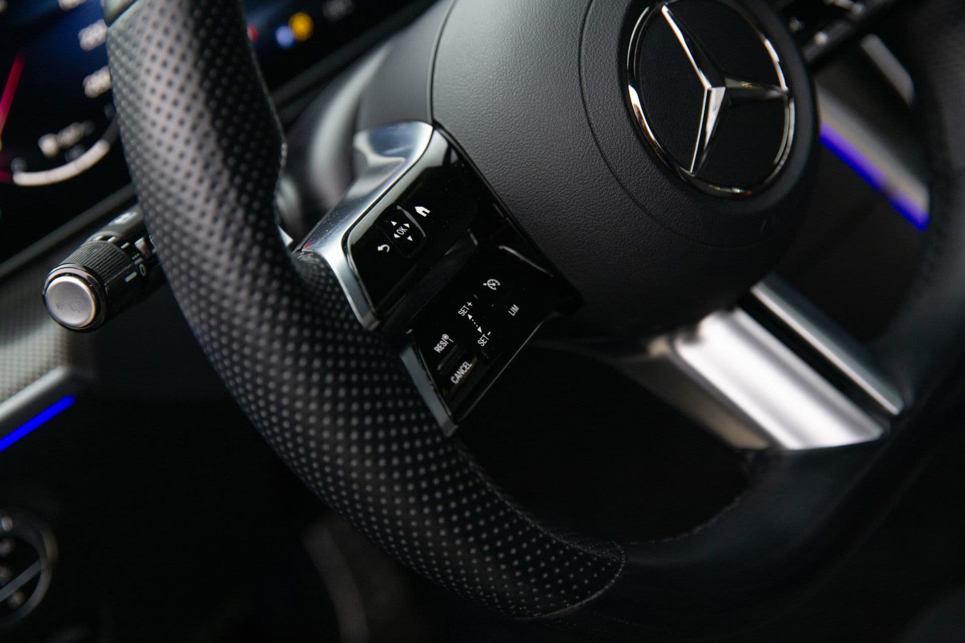 Mercedes-Benz C-Klasse Estate 200 Launch Edition AMG Line , Panoramadak, Sfeerverlichting, Burmester, 3D-camera, thumbnail 10