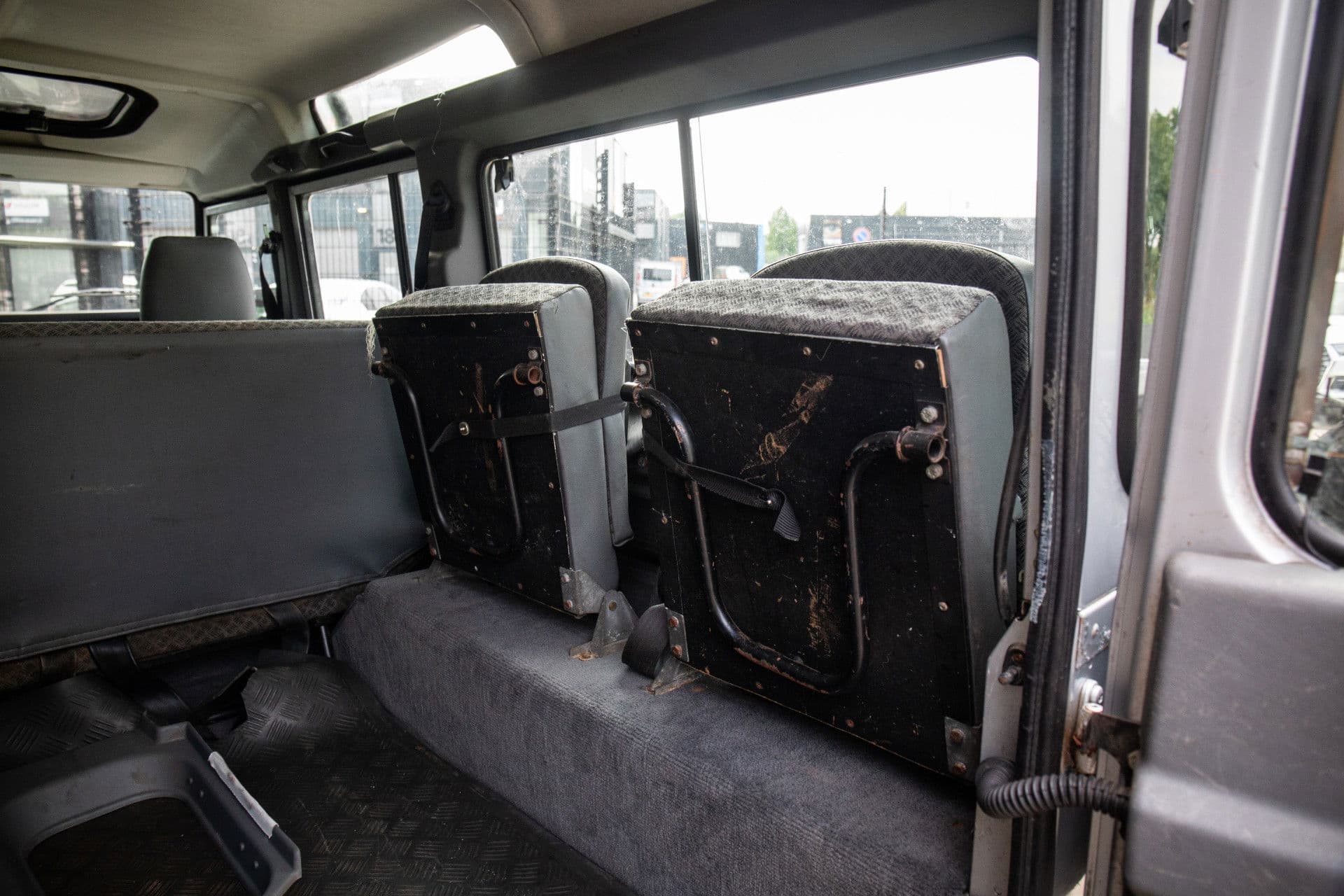 Land Rover Defender 2.5 110 Td5 County , 9 Persoons!, Origineel NL, Trekhaak, thumbnail 17