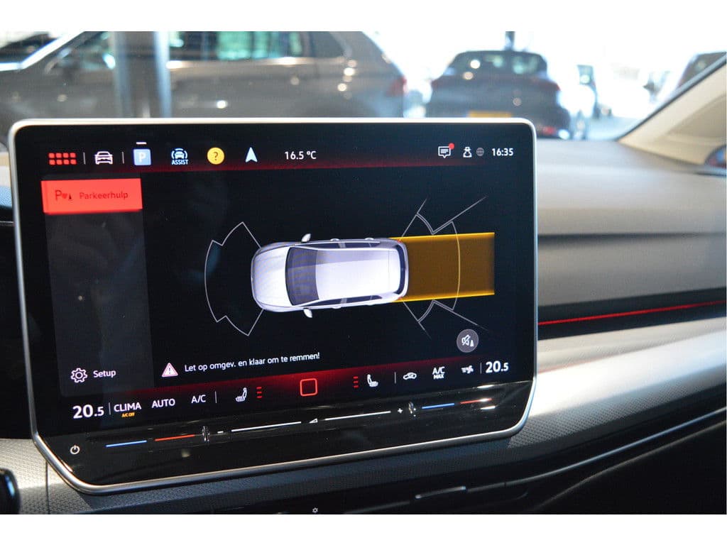 Volkswagen Golf 1.5 TSI Goal carplay clima cruise led pdc trekhaak !! thumbnail 18