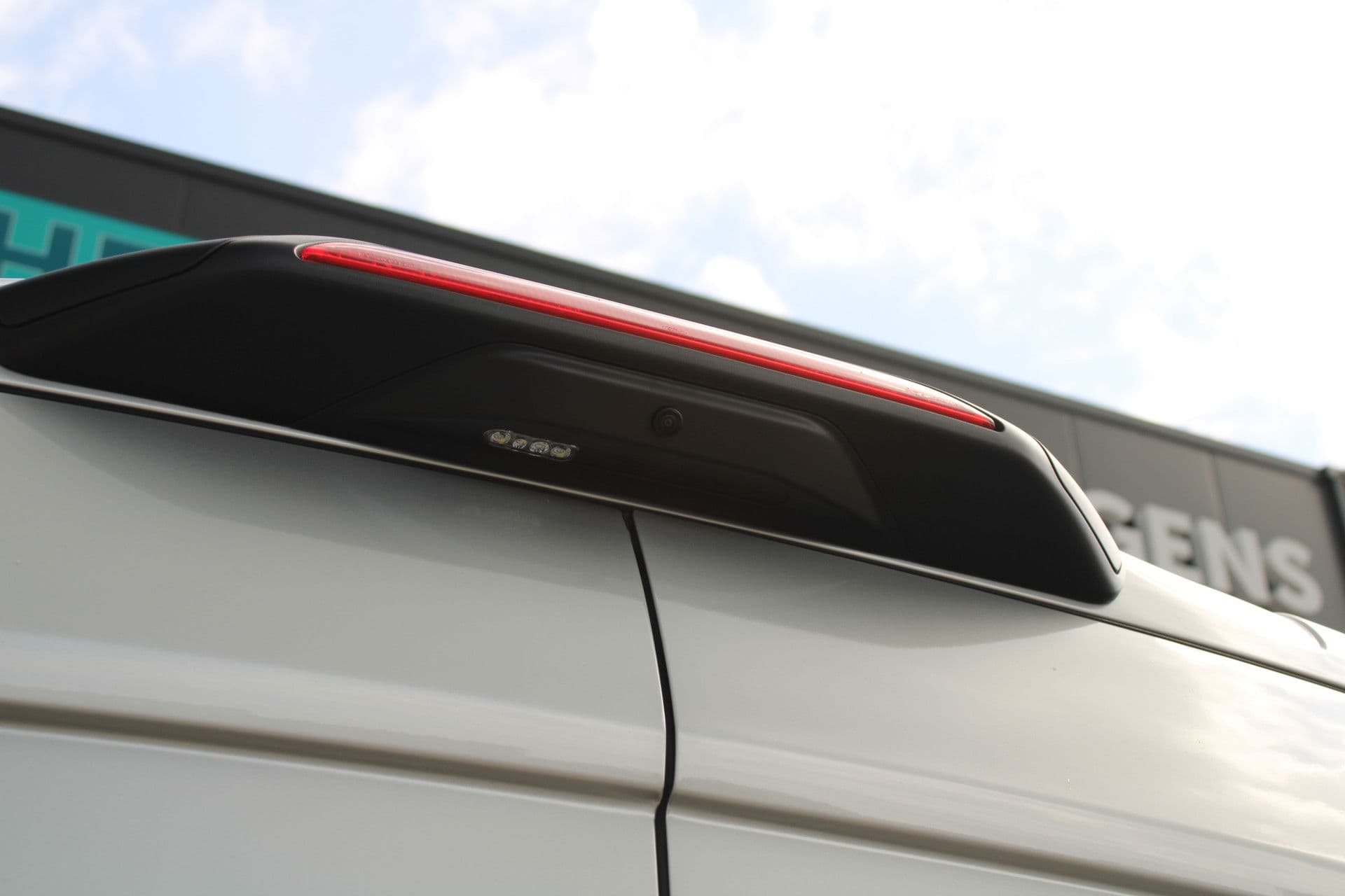 Ford Transit 350 2.0 TDCI L2H2 Trend 165pk - Facelift - 2x Schuifdeur - Adaptive Cruise - Navigatie - Blind Spot - 360 Camera - Stoel - Stuurverwarming - Rijklaar thumbnail 33