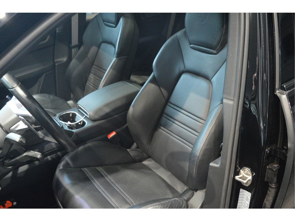 Porsche Cayenne Coupé 3.0 E-Hybrid Platinum Edition Bose pano trekhaak 22 inch !! thumbnail 15