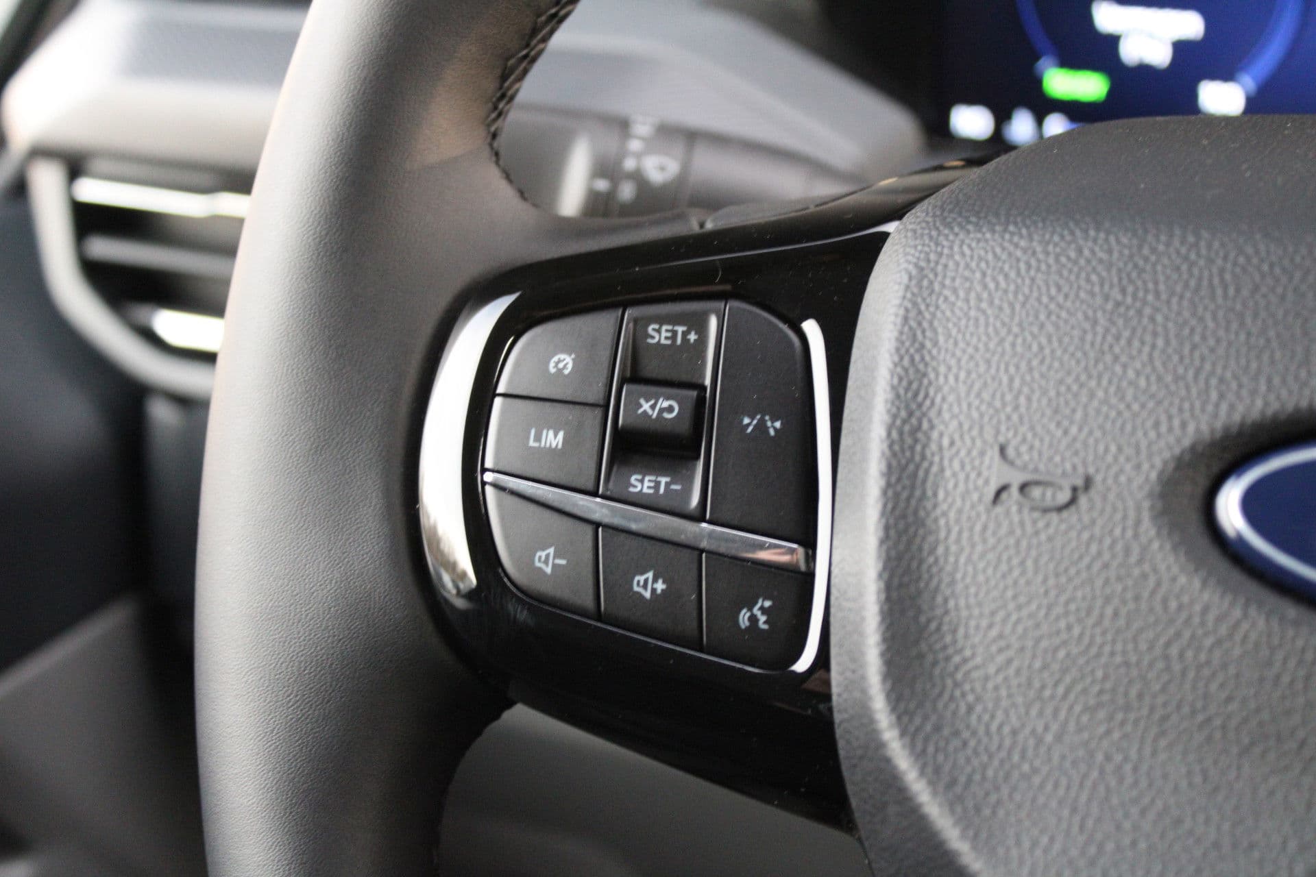 Ford Transit Custom 320 2.5 PHEV L2H1 Limited 232pk - 2x Schuifdeur - Trekhaak - Stoel/Stuurverwarming - Blindspot - Keyless - Rijklaar thumbnail 20